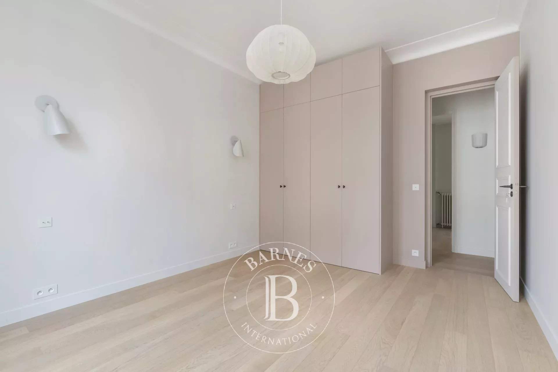 Paris  - Apartment 3 Bedrooms - picture 6