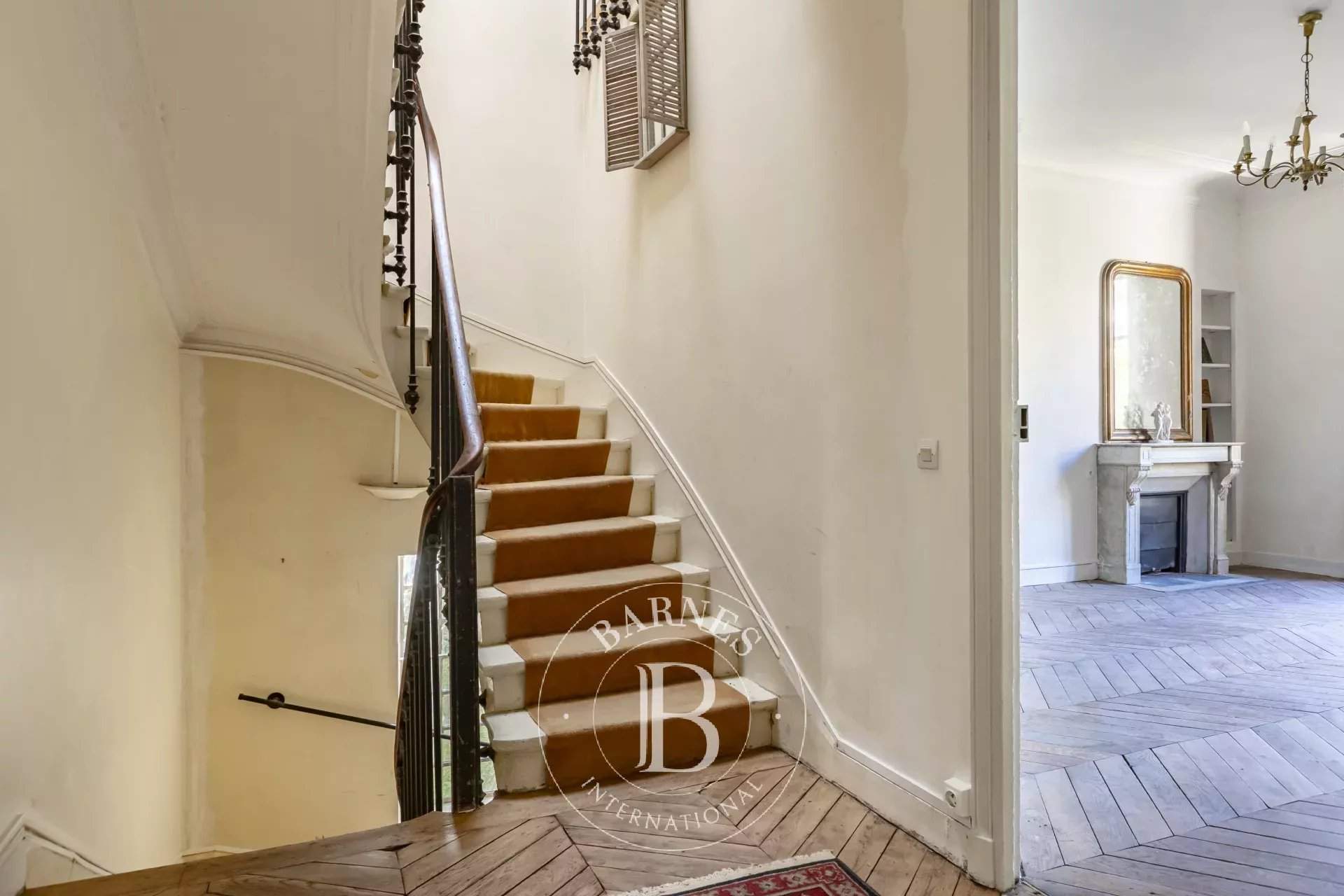 Paris  - House 5 Bedrooms - picture 15