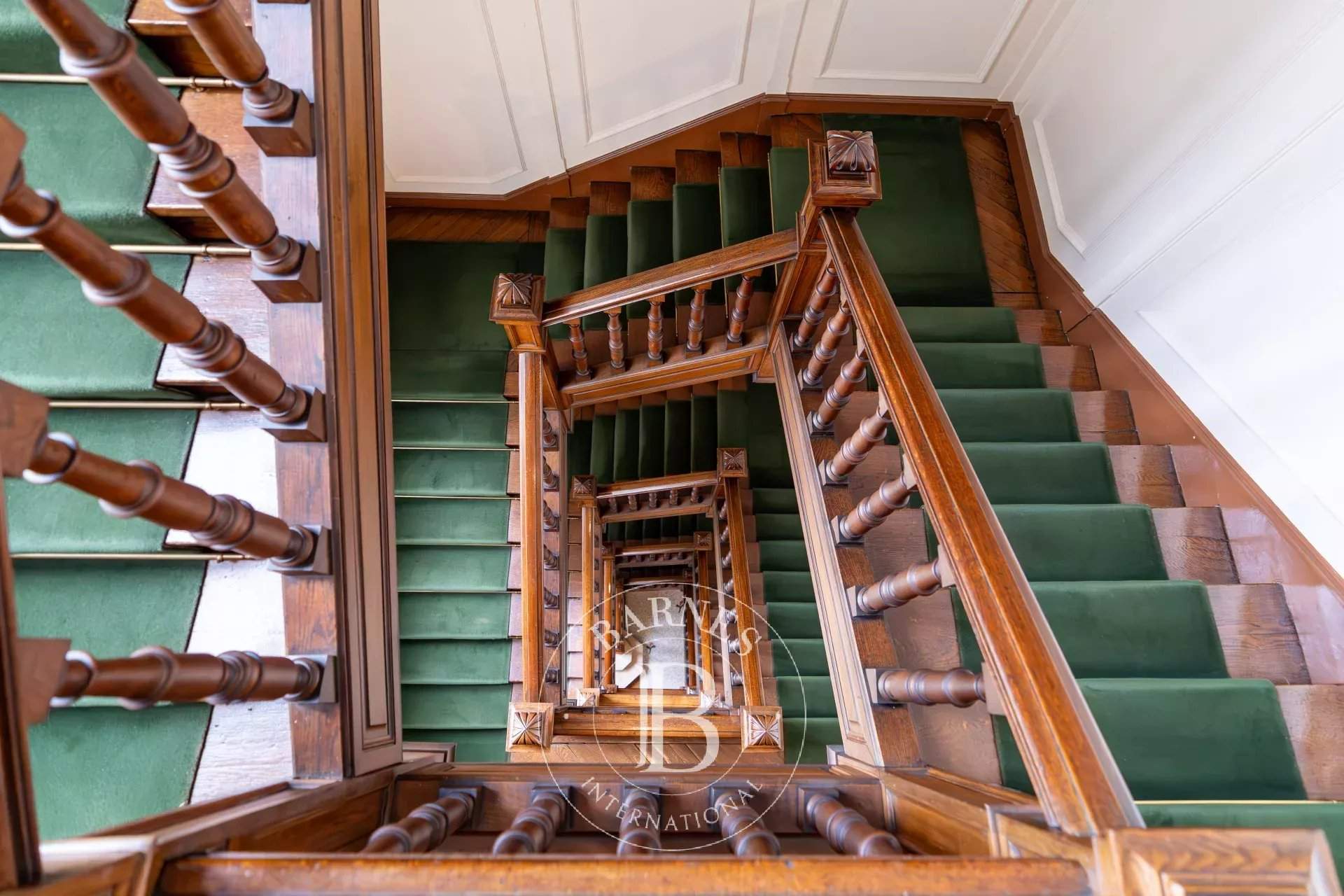 Paris  - Apartment 4 Bedrooms - picture 18