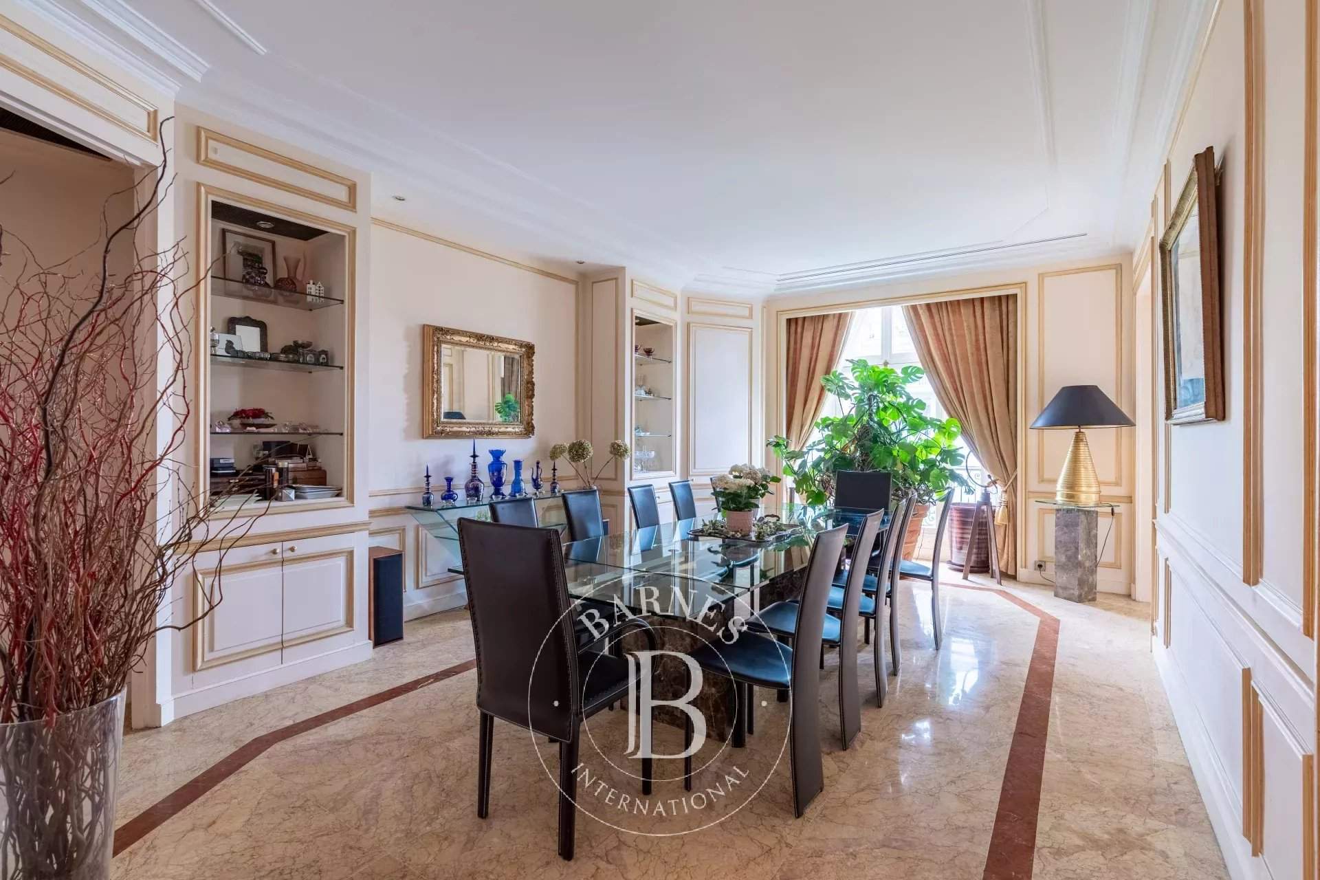 Paris  - Apartment 4 Bedrooms - picture 4