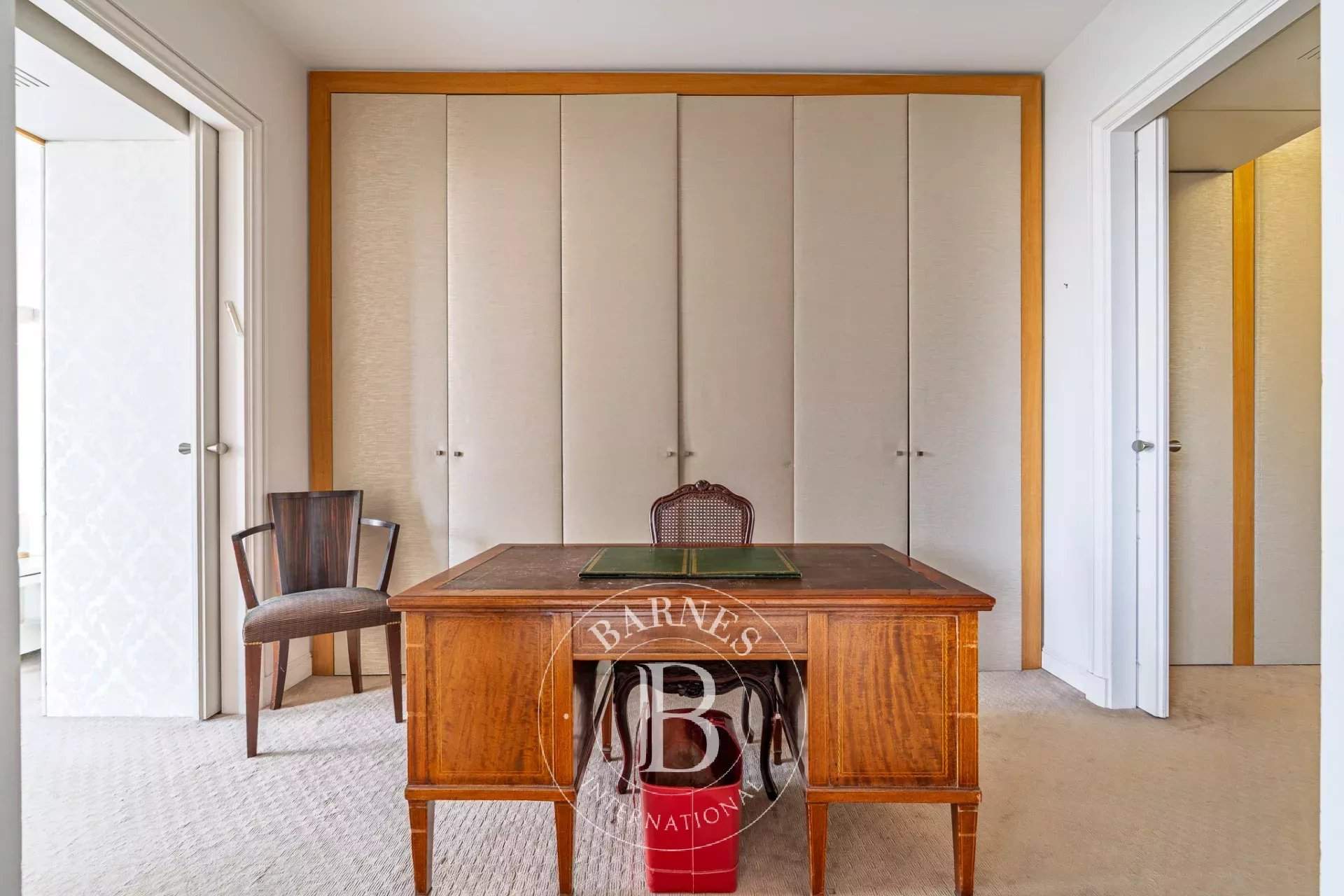 Paris  - Appartement 4 Pi&egrave;ces 2 Chambres - picture 9