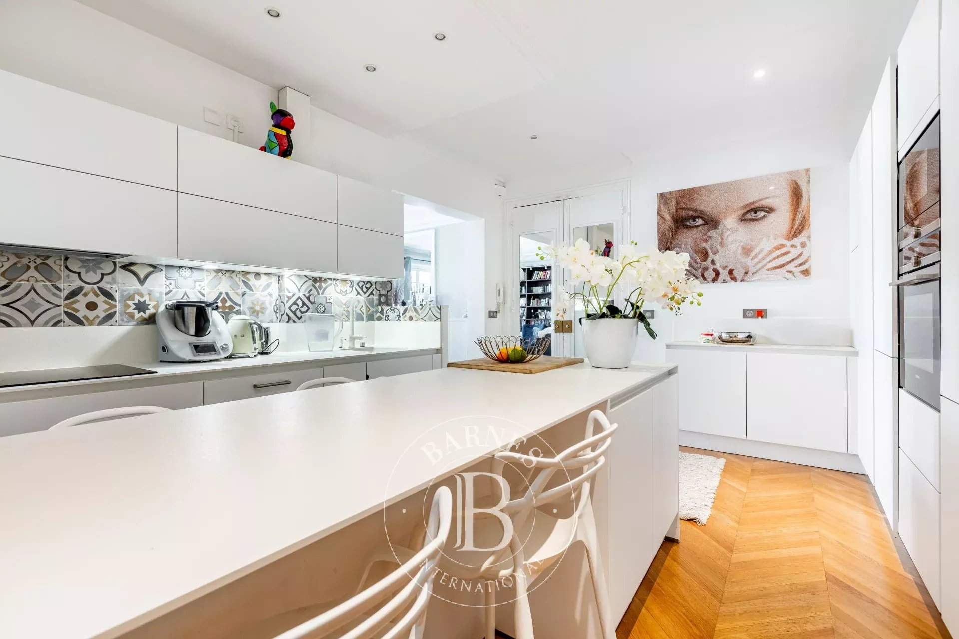 Paris  - Appartement 5 Pi&egrave;ces 3 Chambres - picture 6