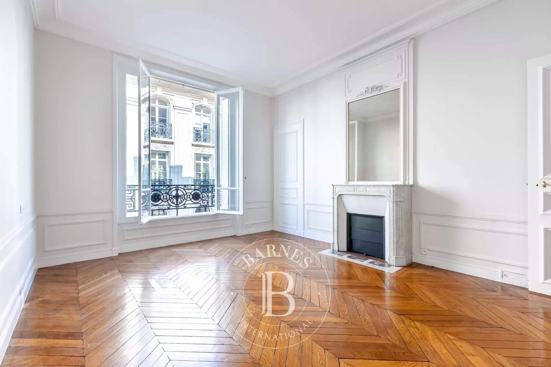 Paris  - Appartement 4 Pièces 2 Chambres - picture 4