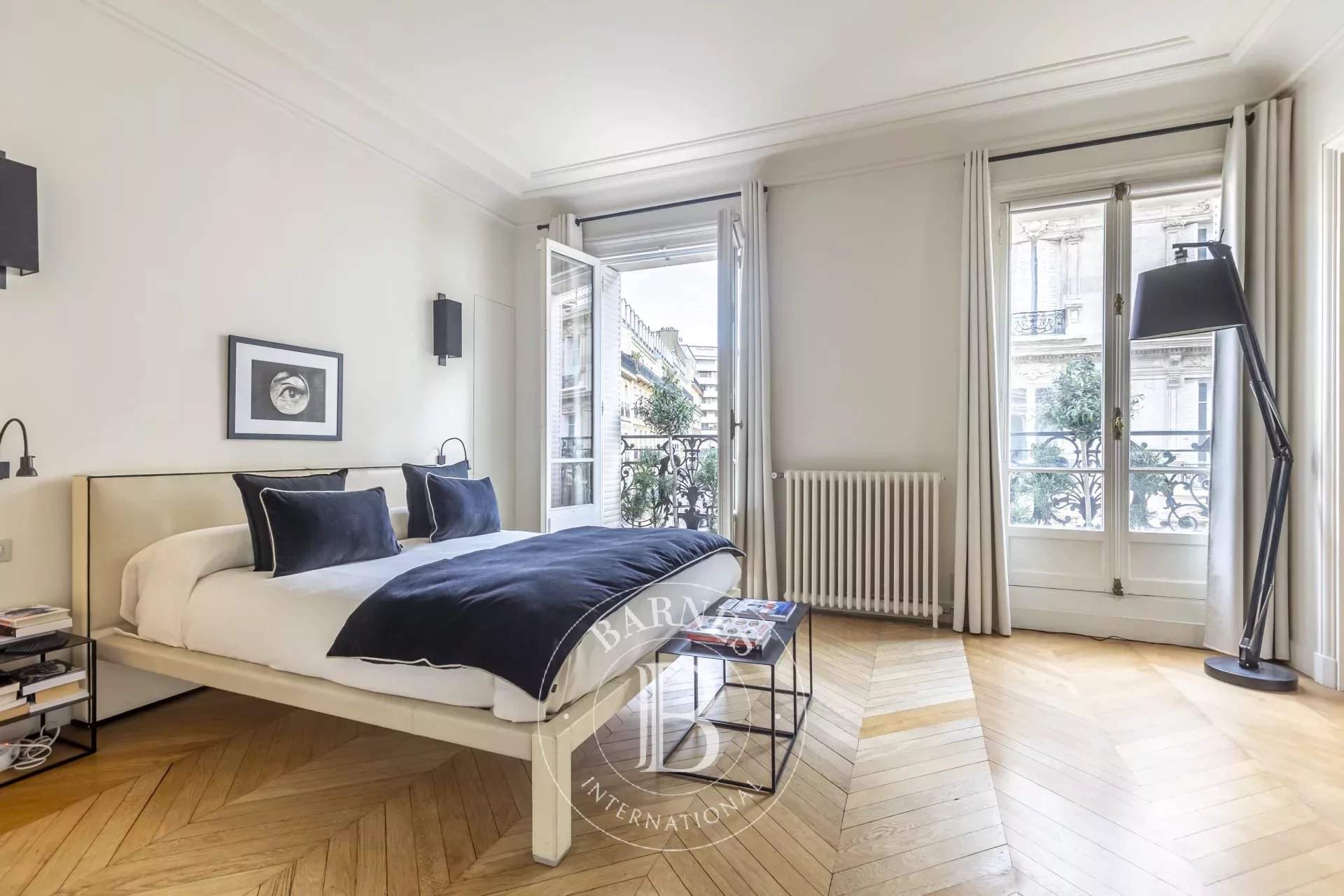 Paris  - Apartment 4 Bedrooms - picture 9