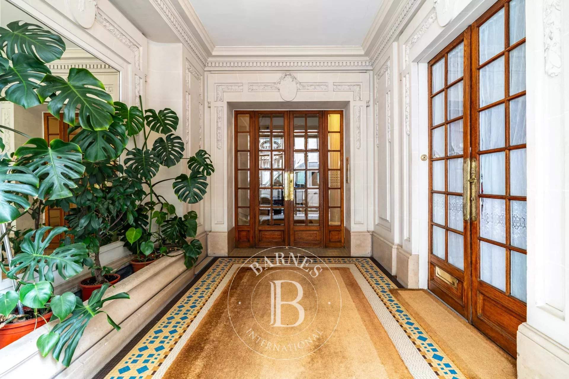 Paris  - Apartment 4 Bedrooms - picture 13
