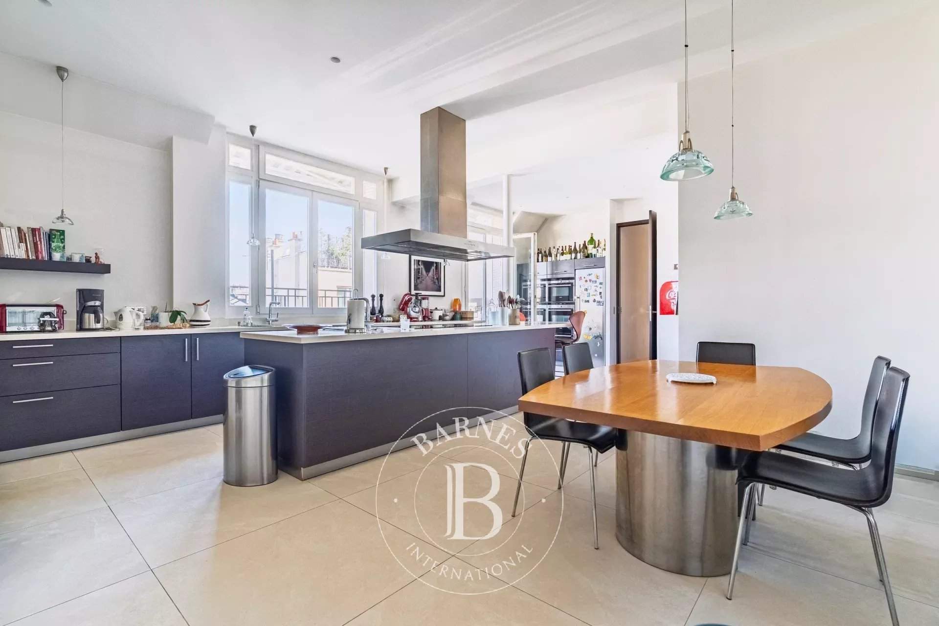 Paris  - Appartement 11 Pi&egrave;ces 5 Chambres - picture 8