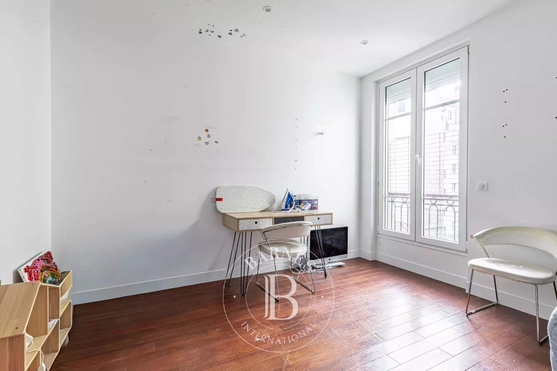 Paris  - Appartement 4 Pi&egrave;ces 3 Chambres - picture 11