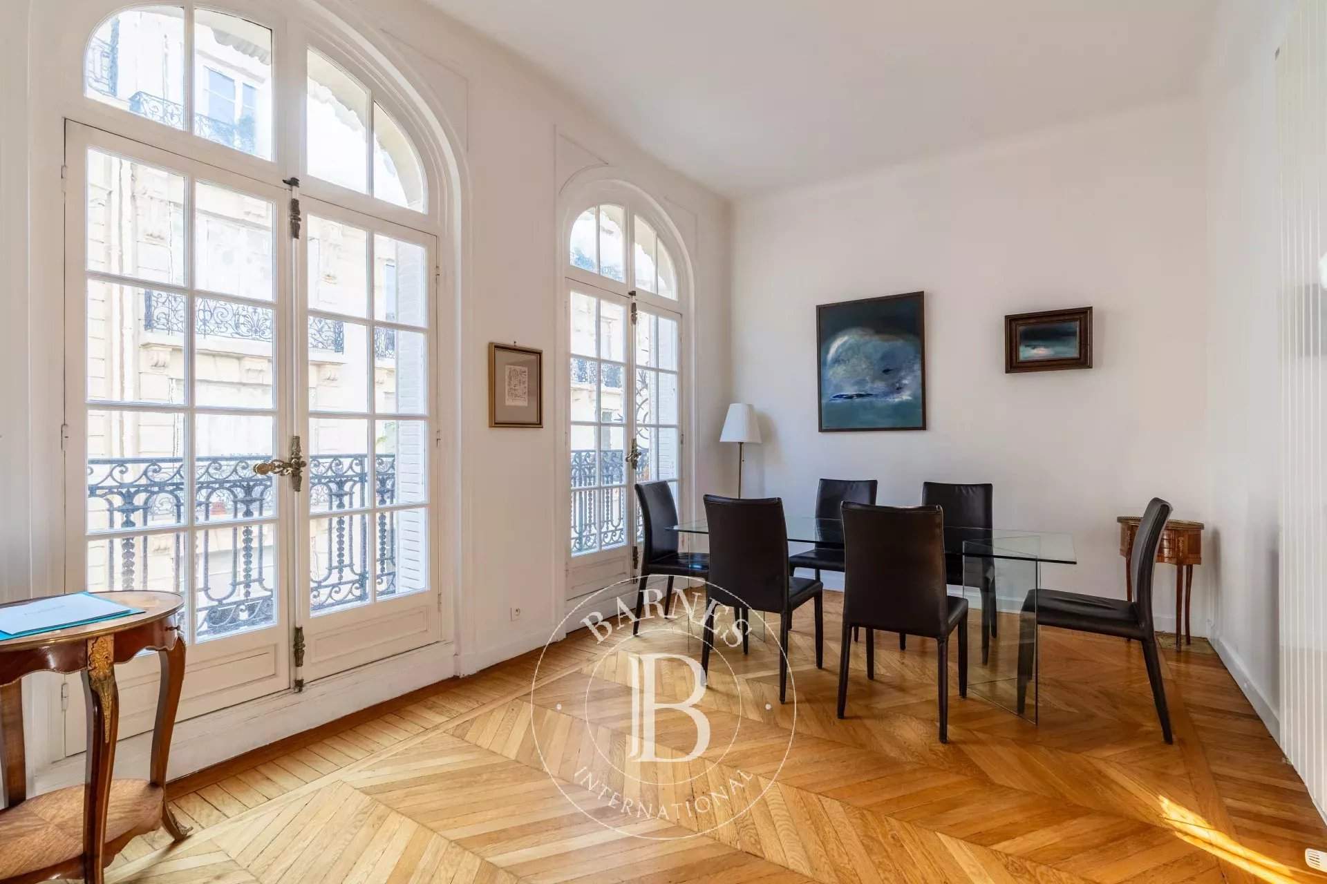 Paris  - Appartement 5 Pi&egrave;ces 3 Chambres - picture 8