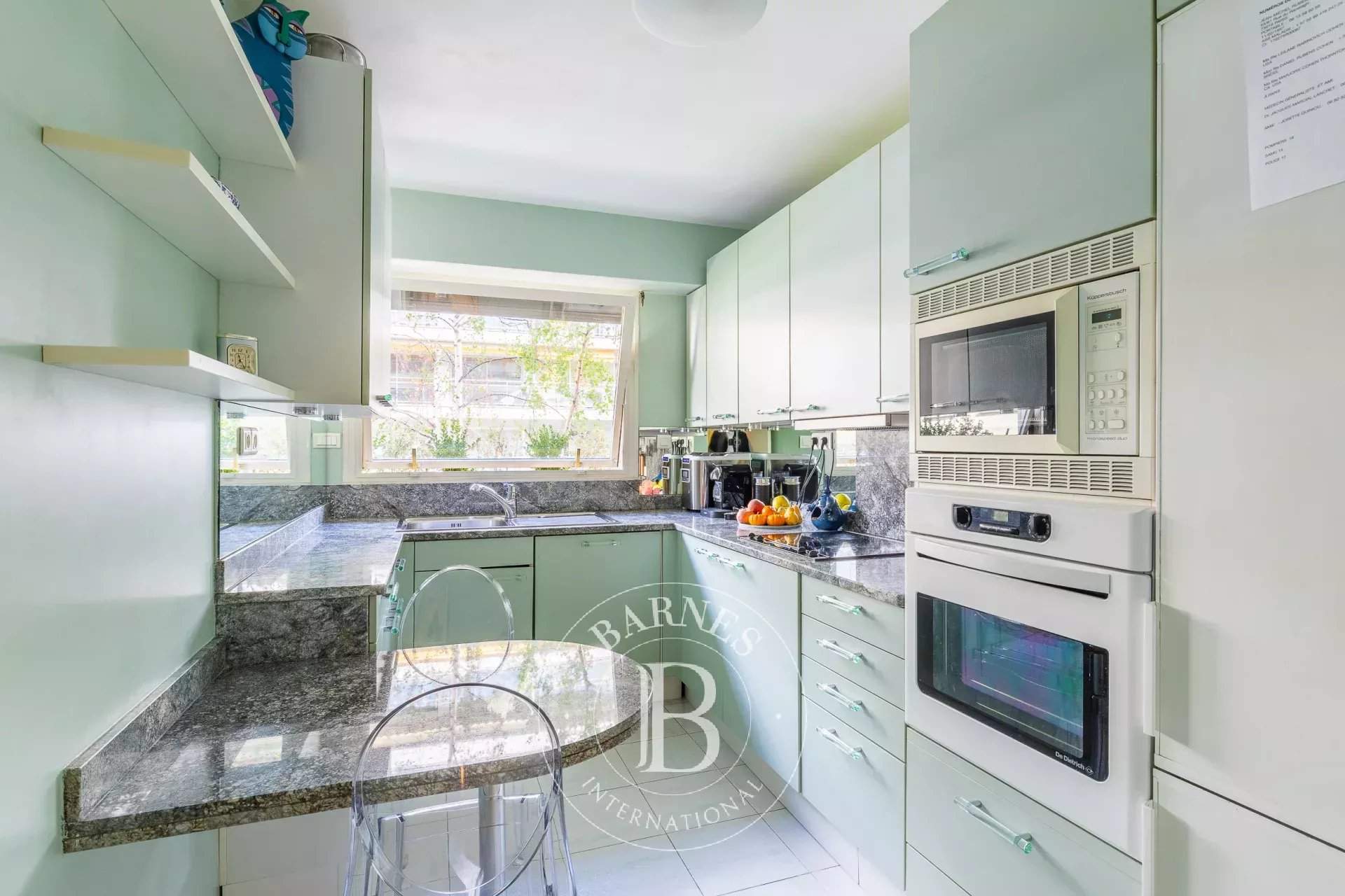 Paris  - Apartment 2 Bedrooms - picture 17