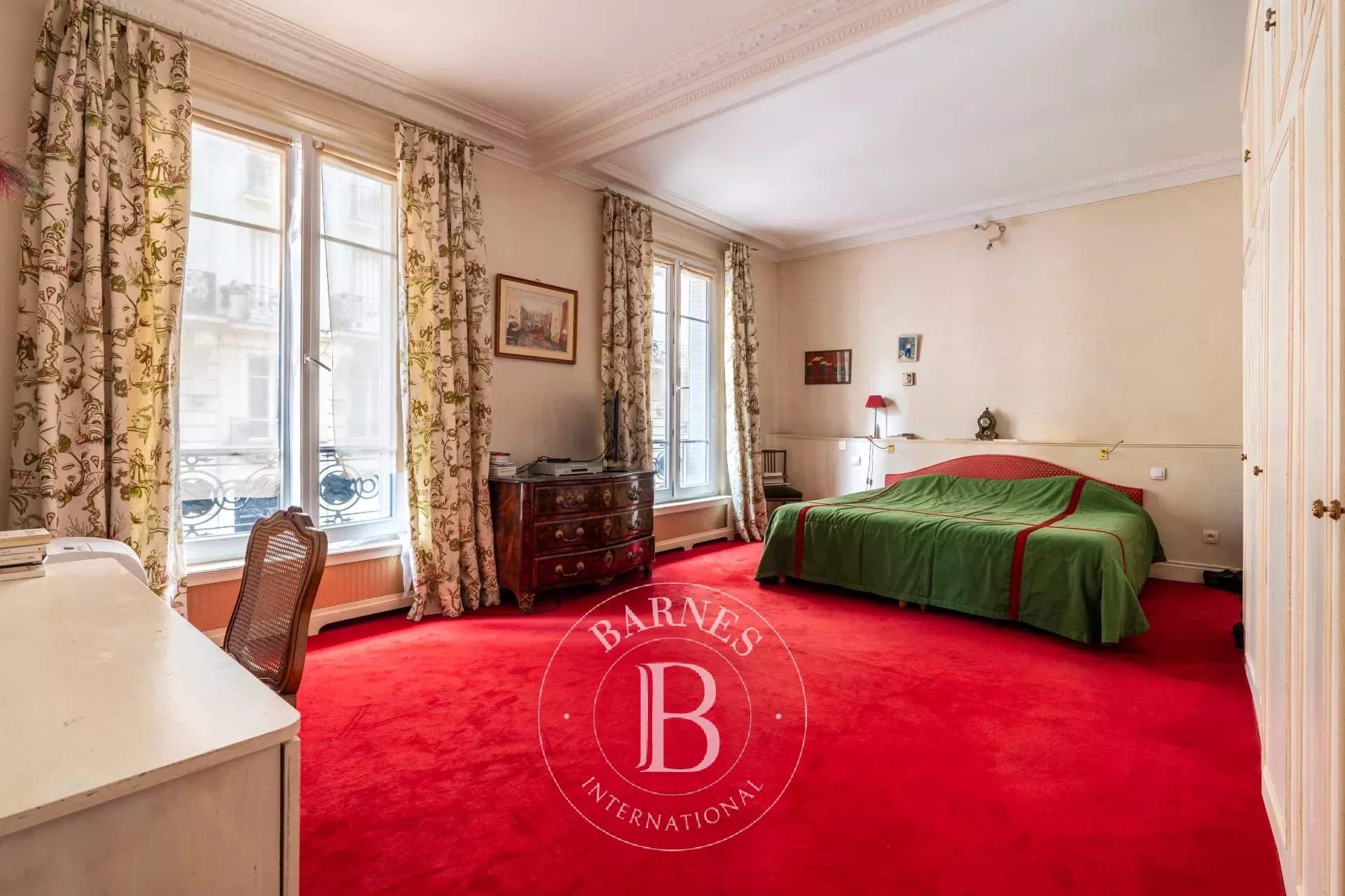 Paris  - Apartment 4 Bedrooms - picture 9