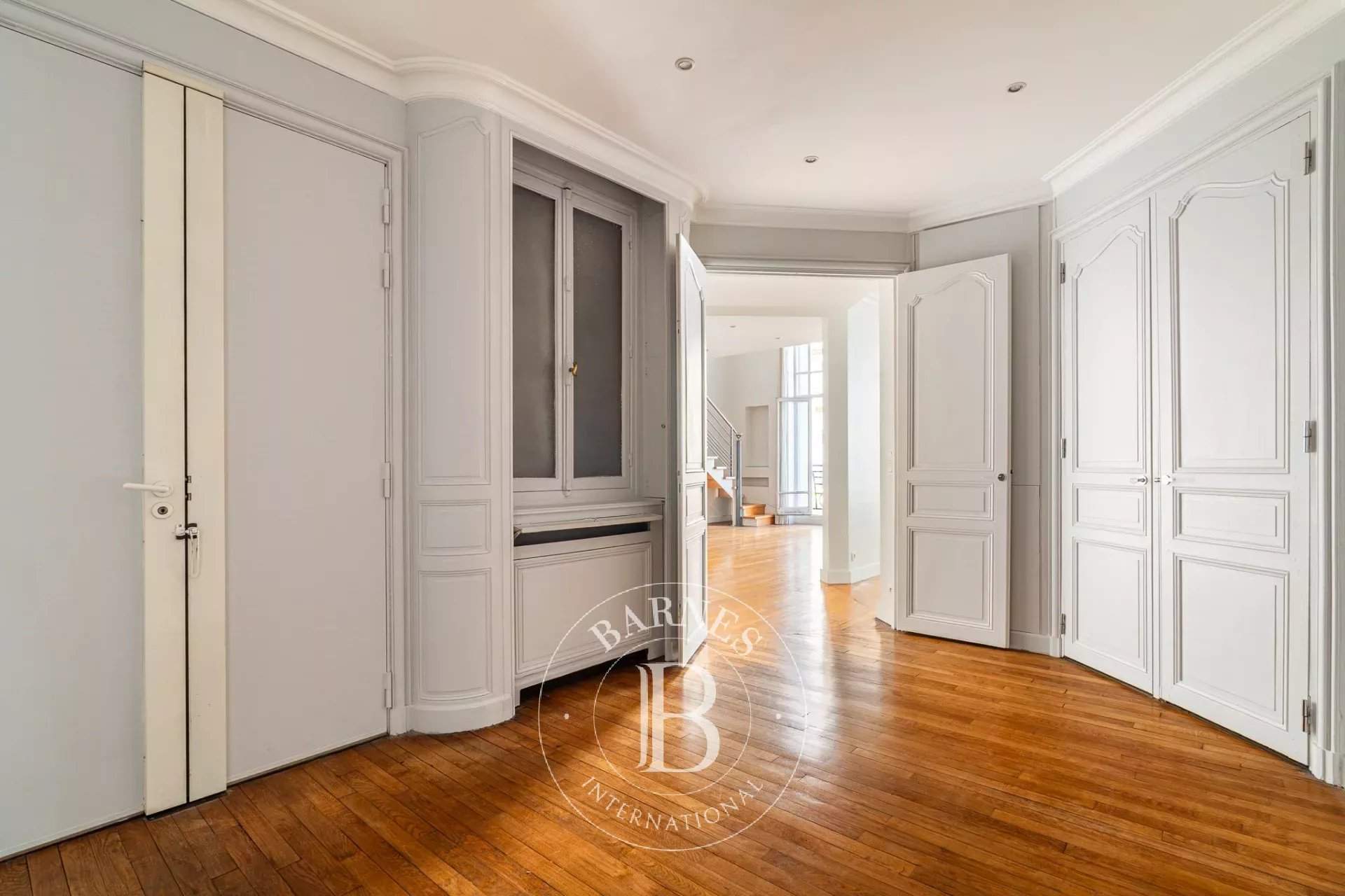 Paris  - Apartment 3 Bedrooms - picture 6