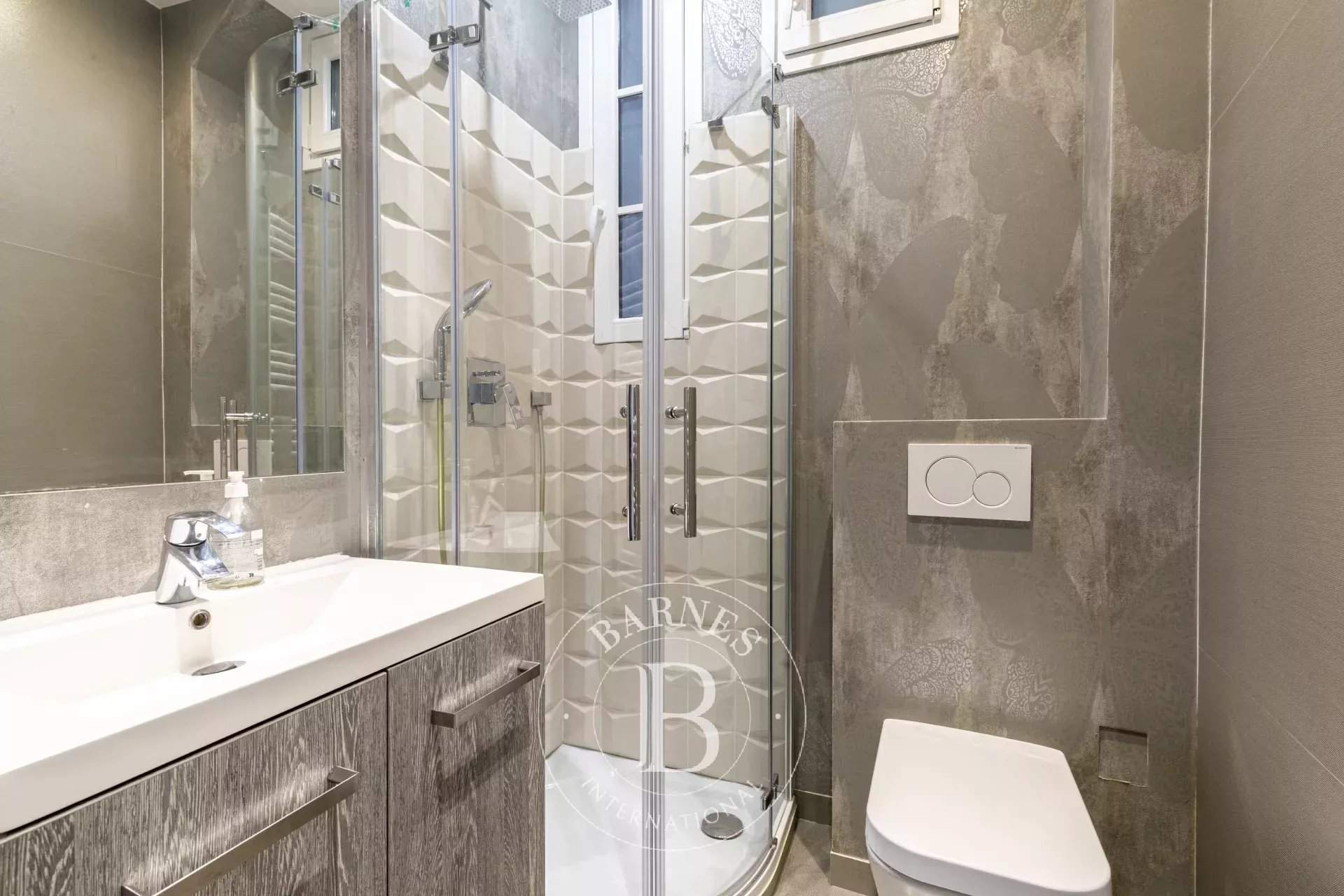 Paris  - Appartement 4 Pi&egrave;ces 3 Chambres - picture 9