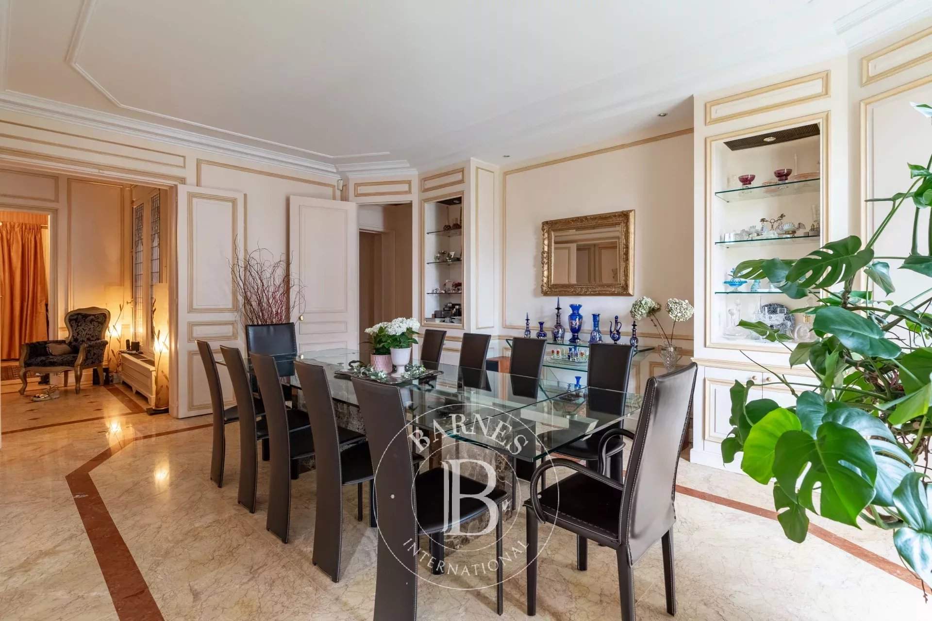 Paris  - Apartment 4 Bedrooms - picture 9