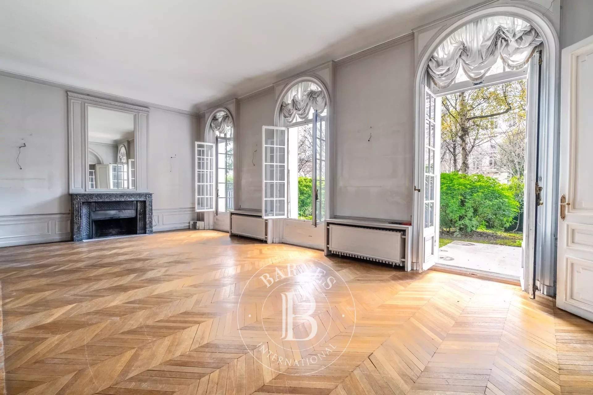 Paris  - Apartment 3 Bedrooms - picture 4