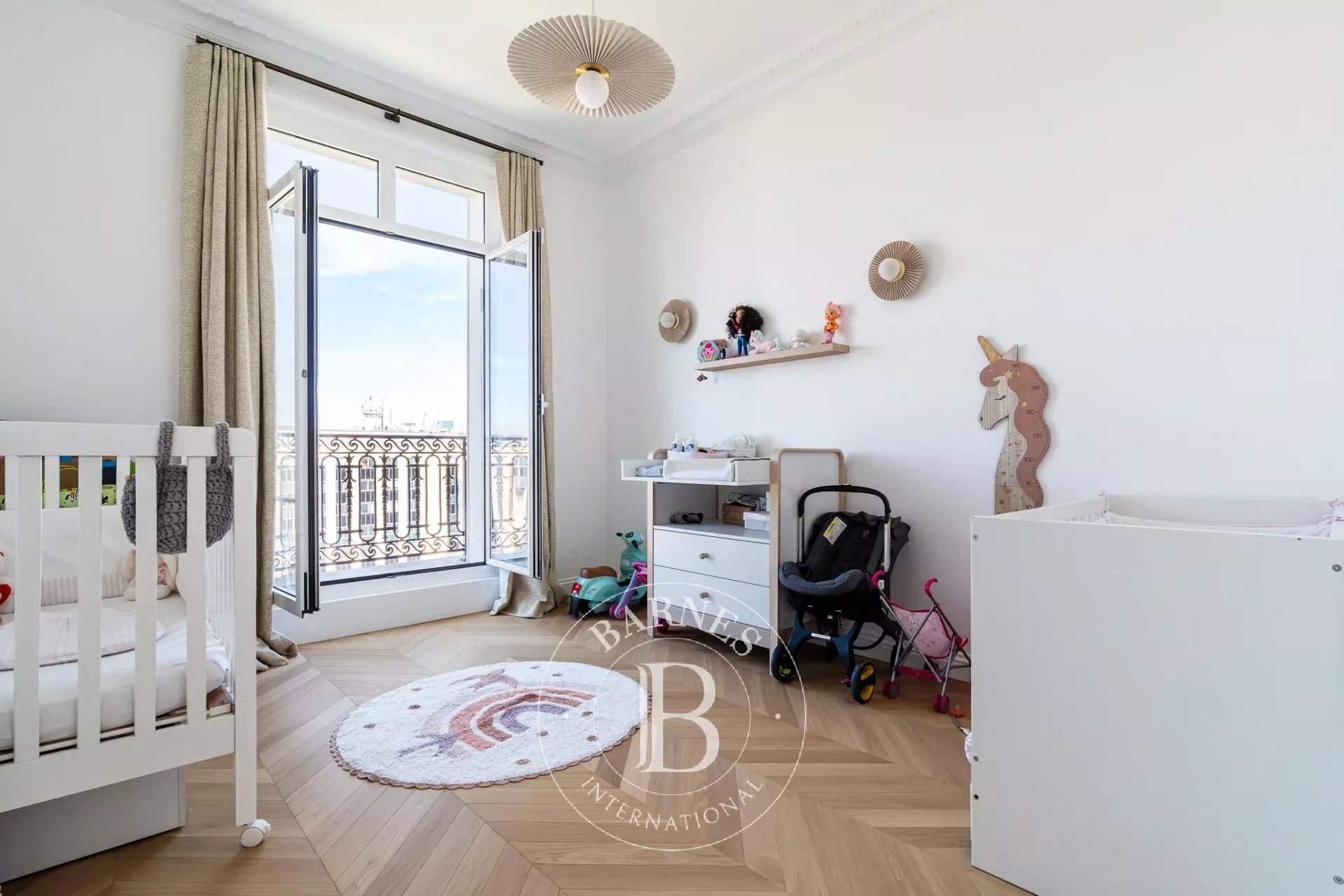 Paris  - Appartement 6 Pi&egrave;ces 4 Chambres - picture 15