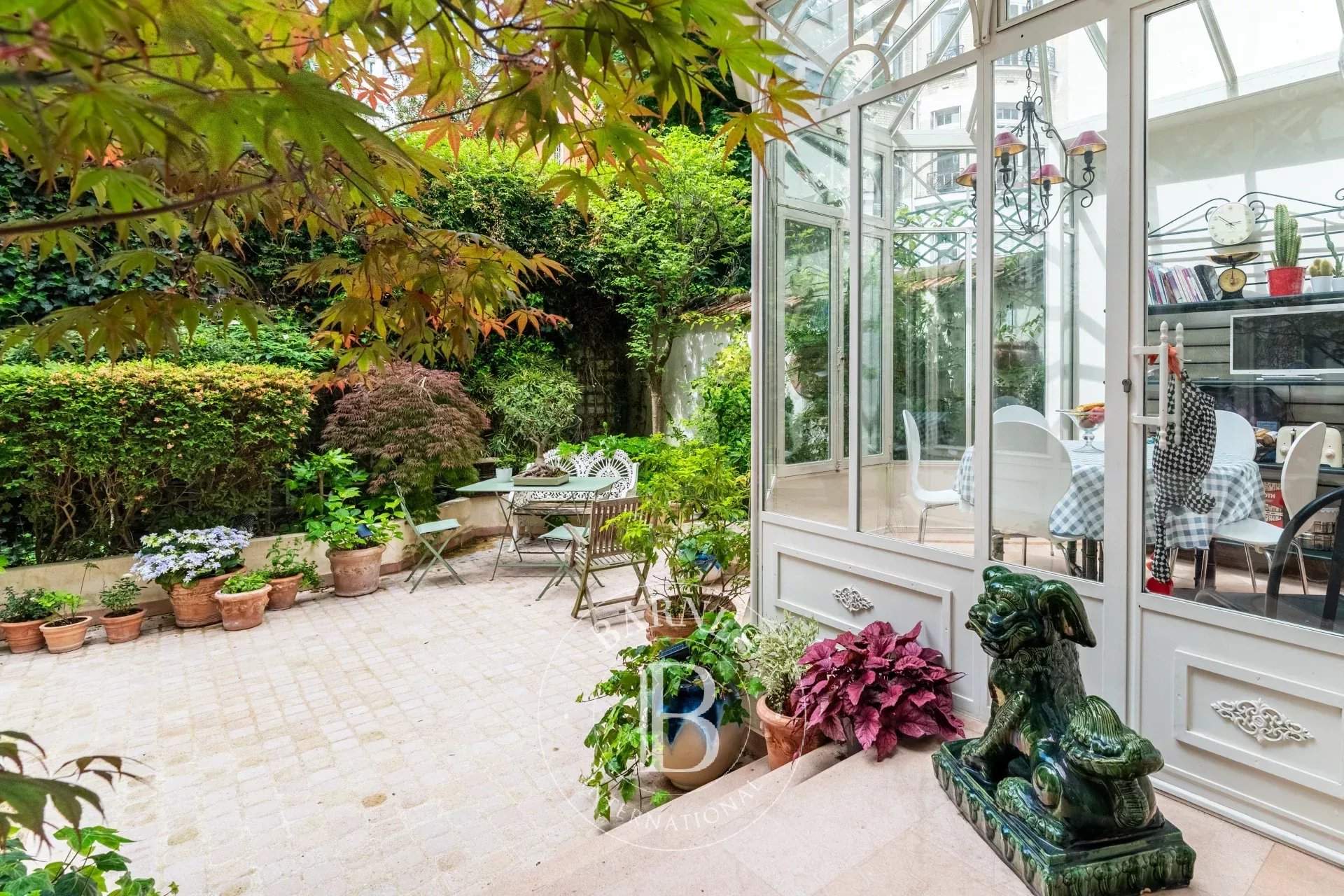 Paris  - Maison 9 Pi&egrave;ces 4 Chambres - picture 1