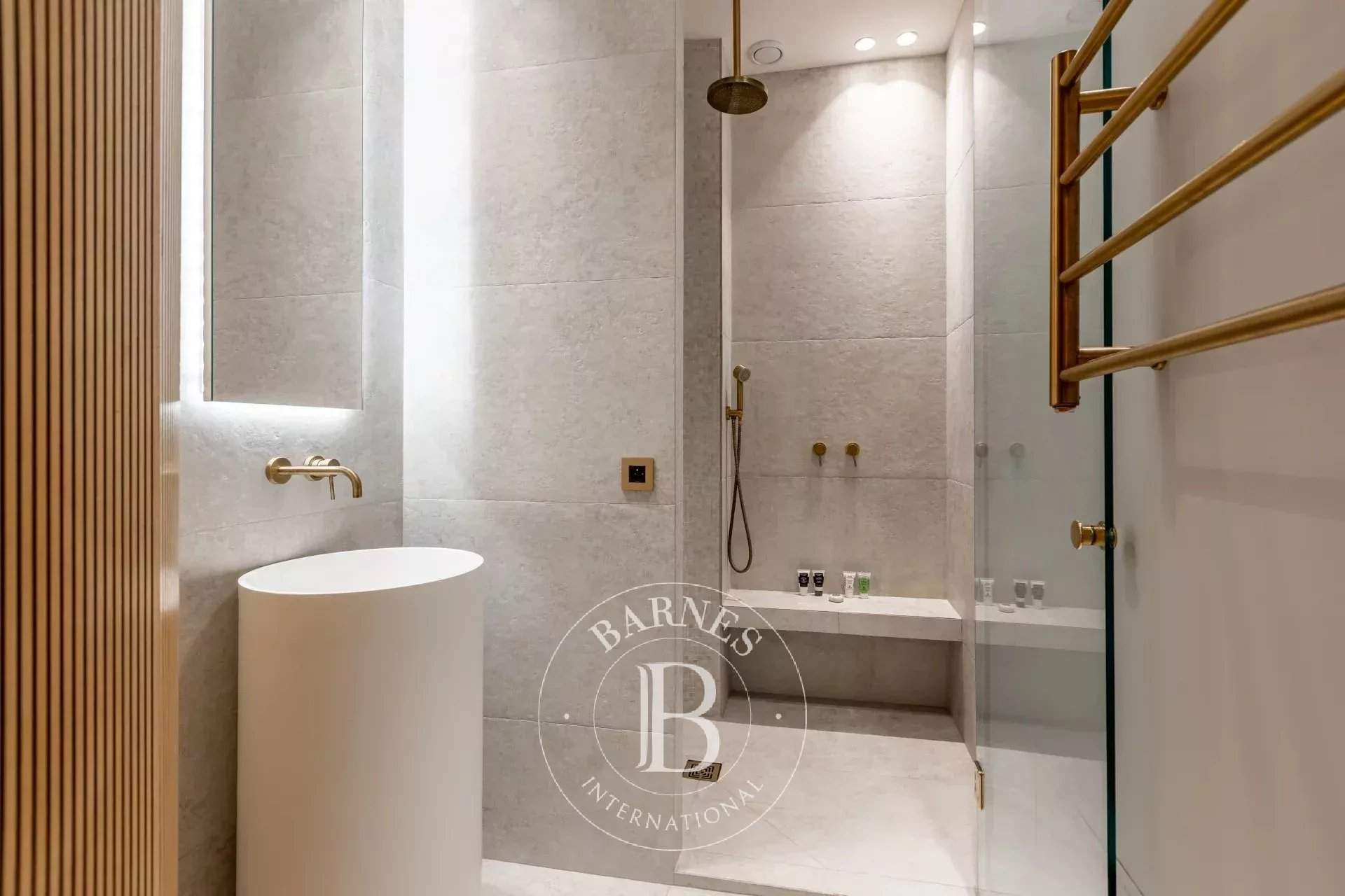 Paris  - Apartment 5 Bedrooms - picture 17