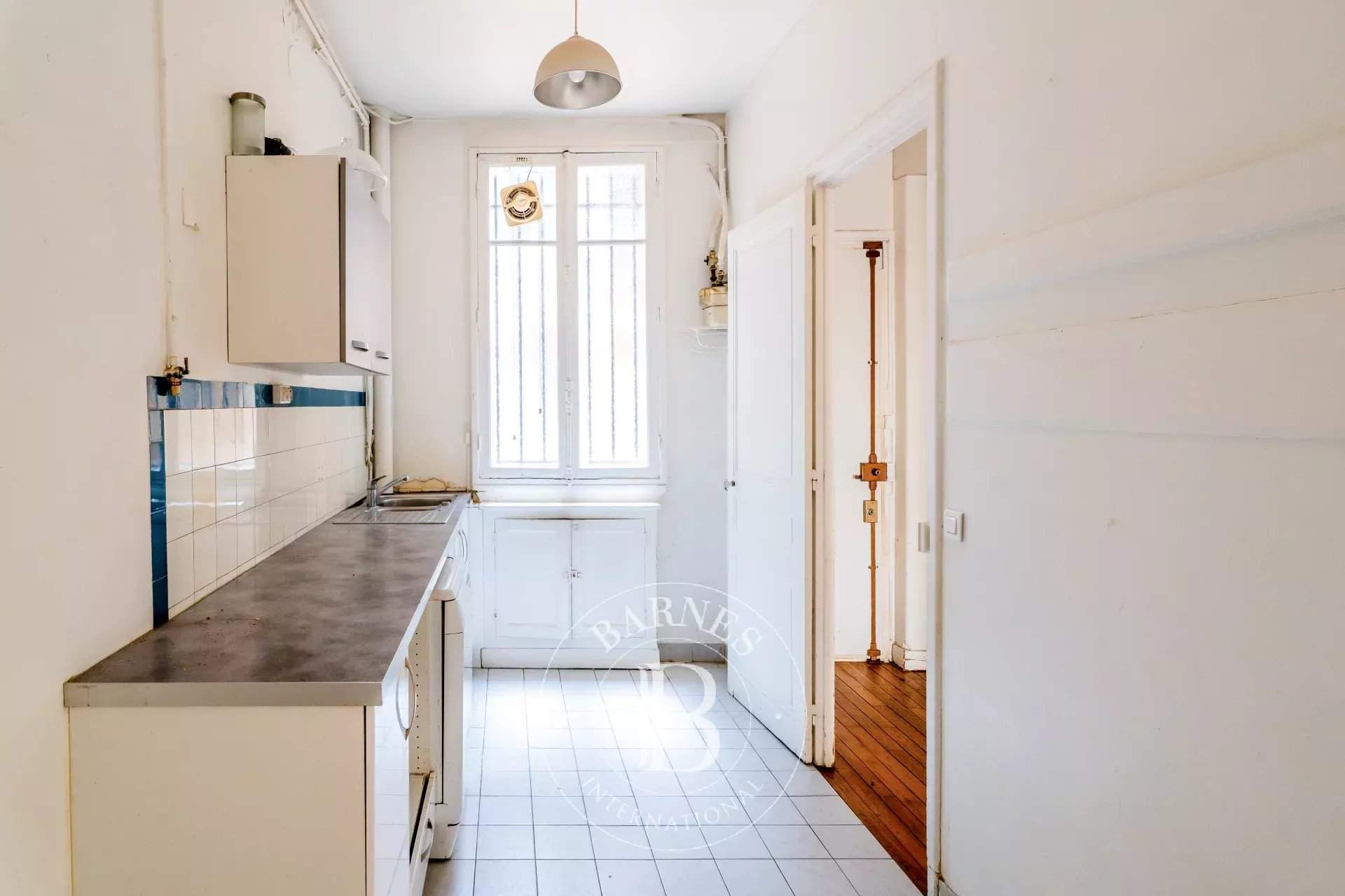 Paris  - Appartement 5 Pi&egrave;ces 3 Chambres - picture 4