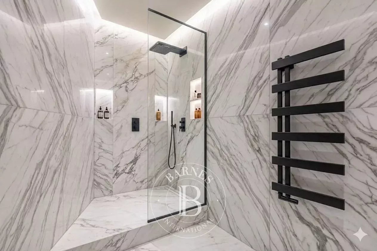 Paris  - Appartement 5 Pi&egrave;ces 3 Chambres - picture 7