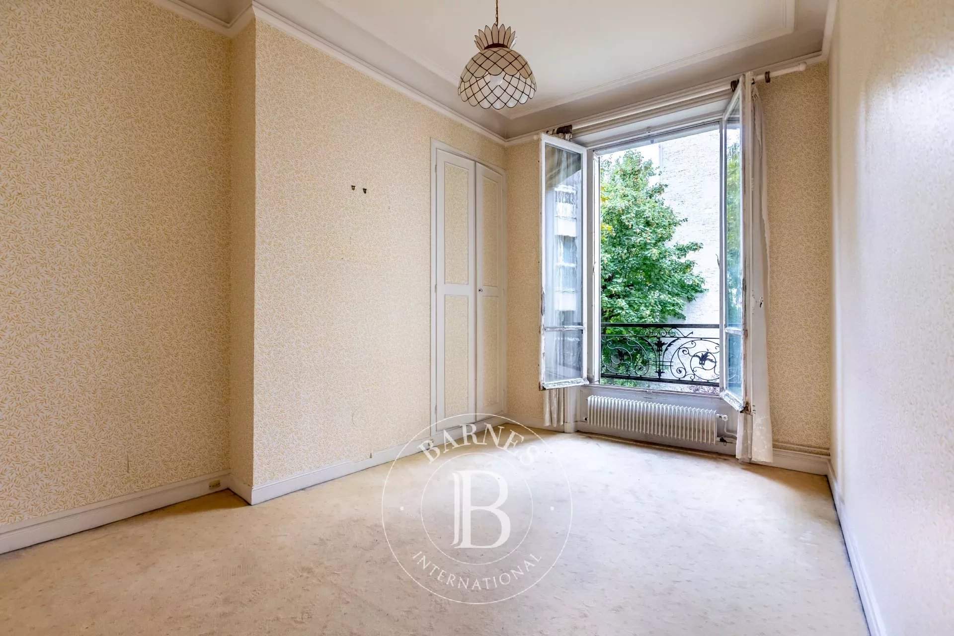 Paris  - Apartment 4 Bedrooms - picture 9