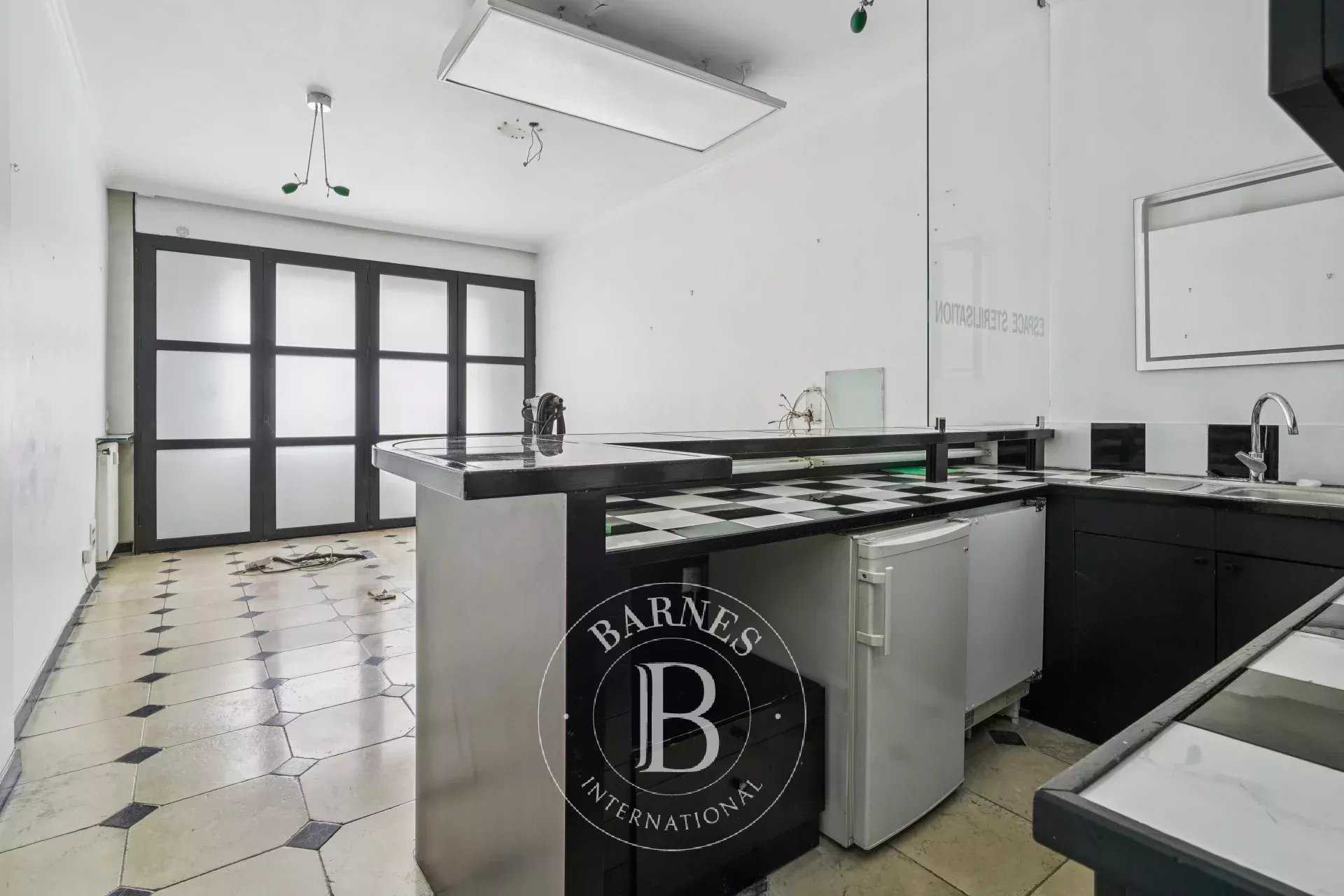 Paris  - Apartment 