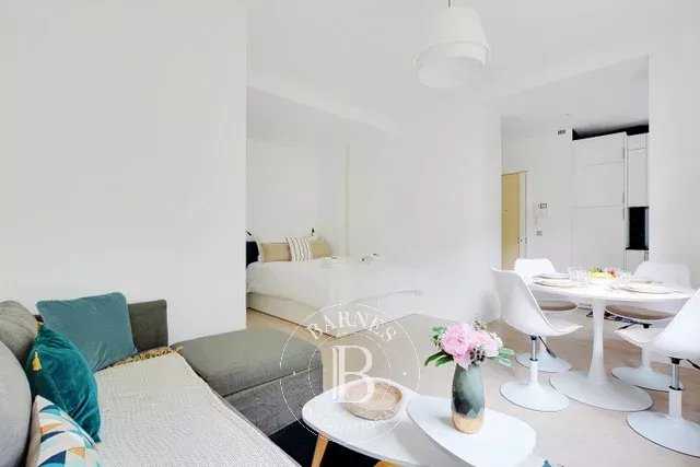 Paris  - Piso 1 Cuarto