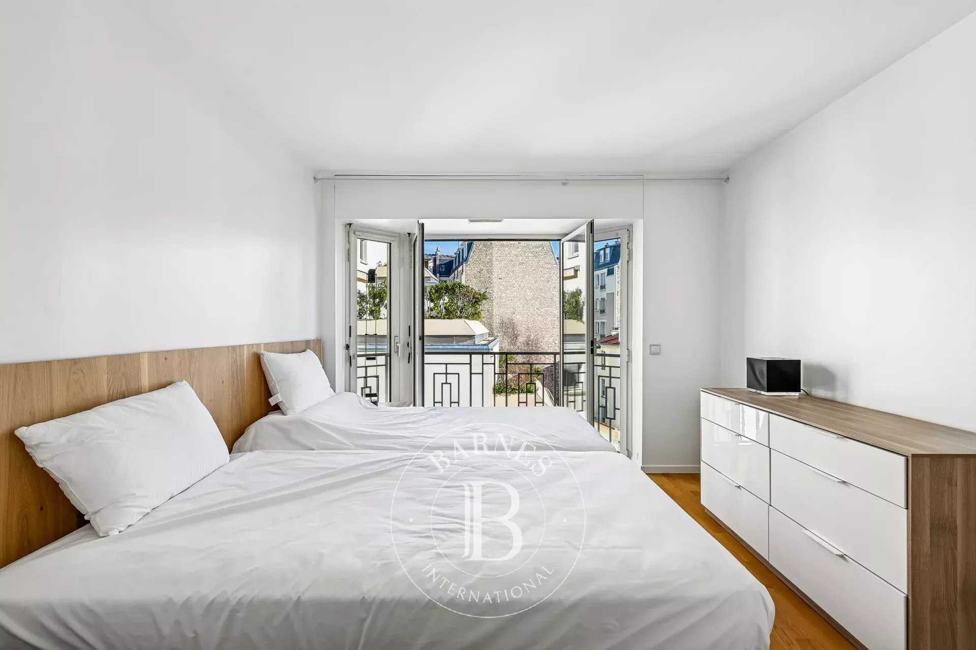 Paris  - Appartement 2 Pi&egrave;ces, 1 Chambre