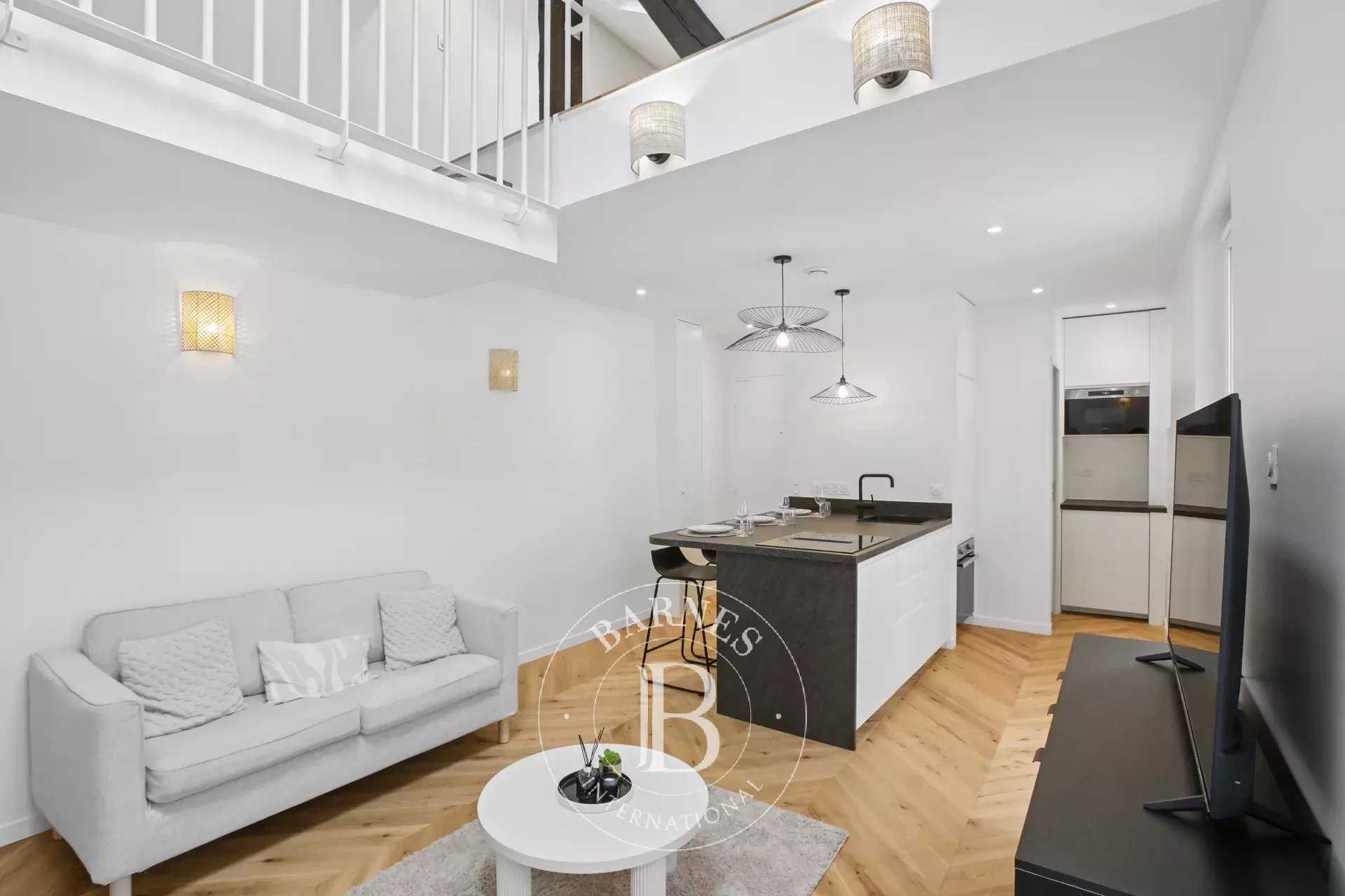 Paris  - Apartment 2 Bedrooms