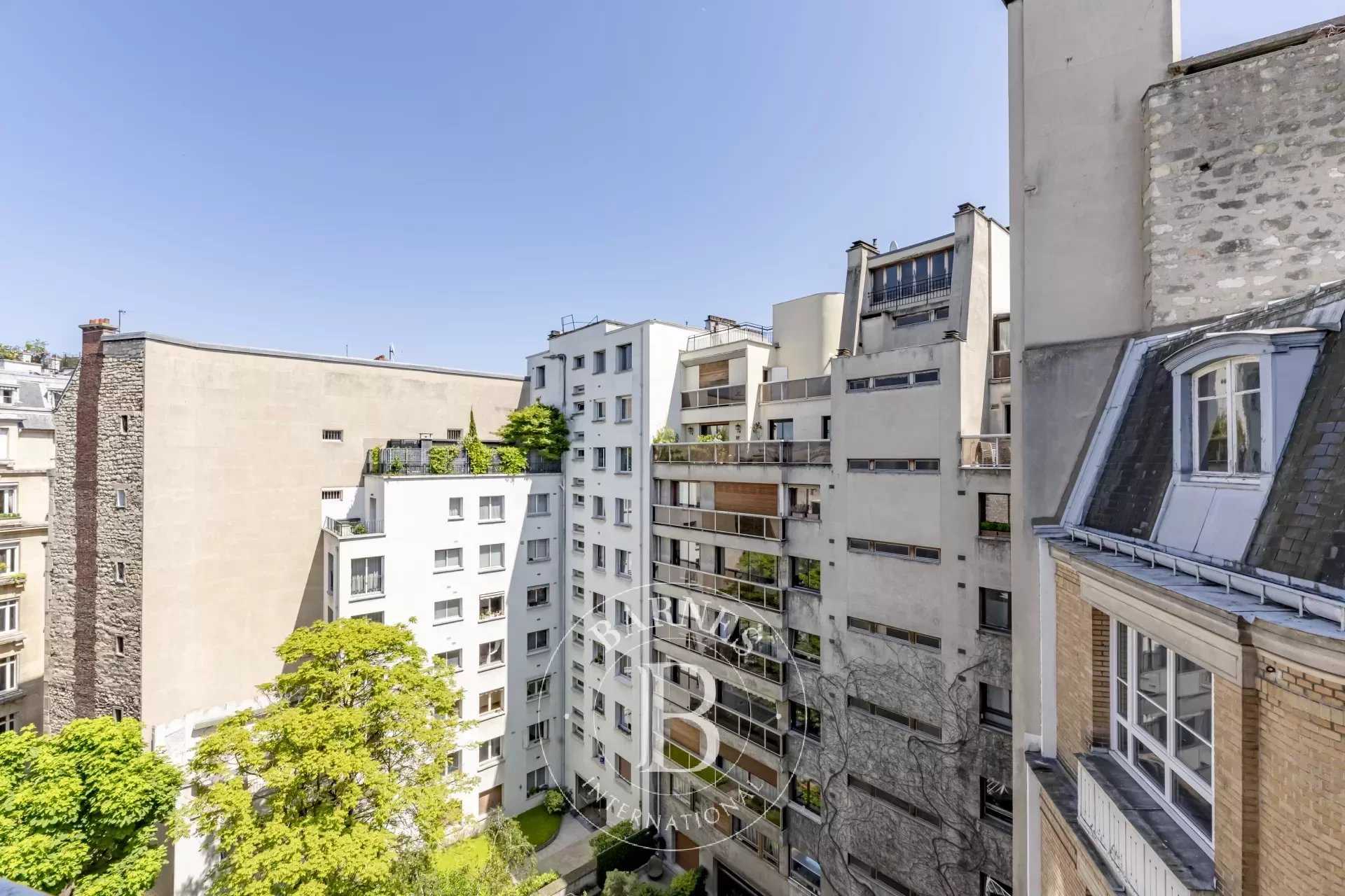 Paris  - Appartement 1 Pièce, 1 Chambre
