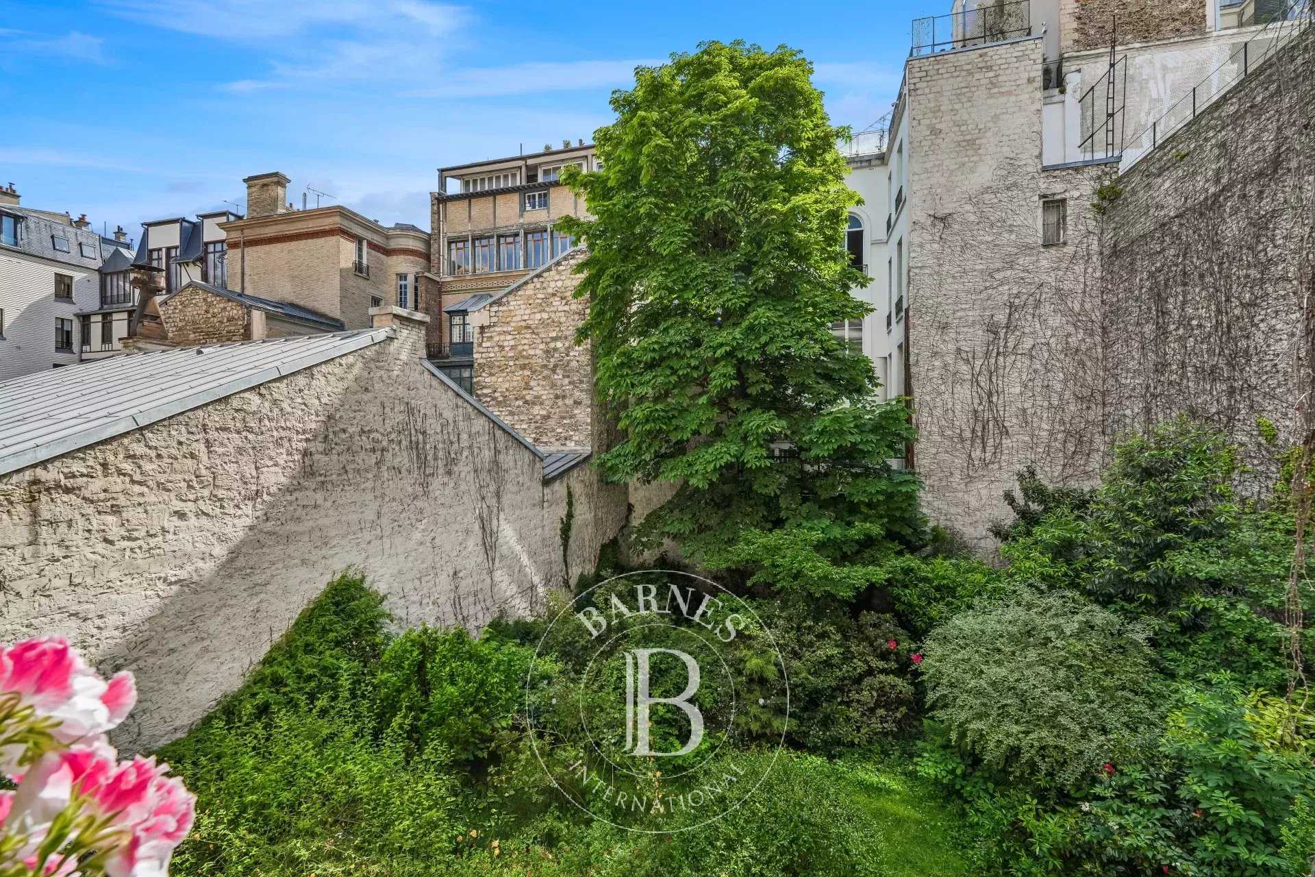 Paris  - Appartement 2 Pi&egrave;ces, 1 Chambre