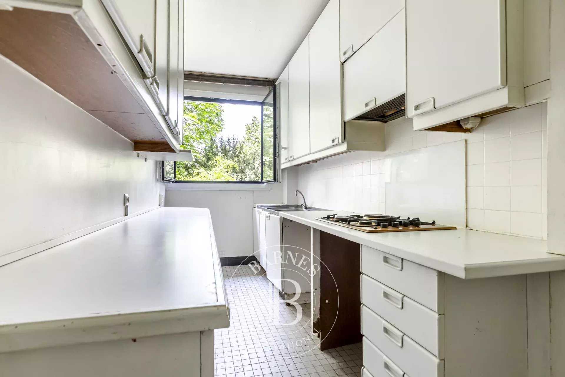 Paris  - Appartement 3 Pièces 2 Chambres