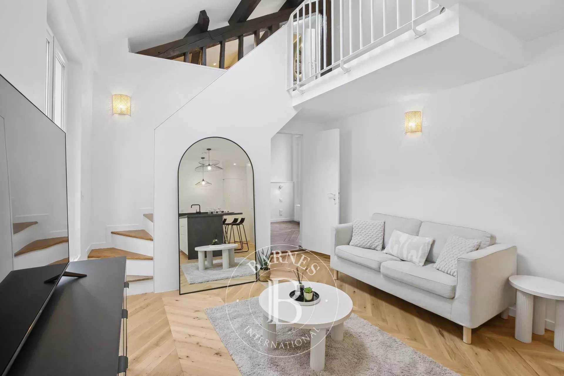 Paris  - Apartment 2 Bedrooms