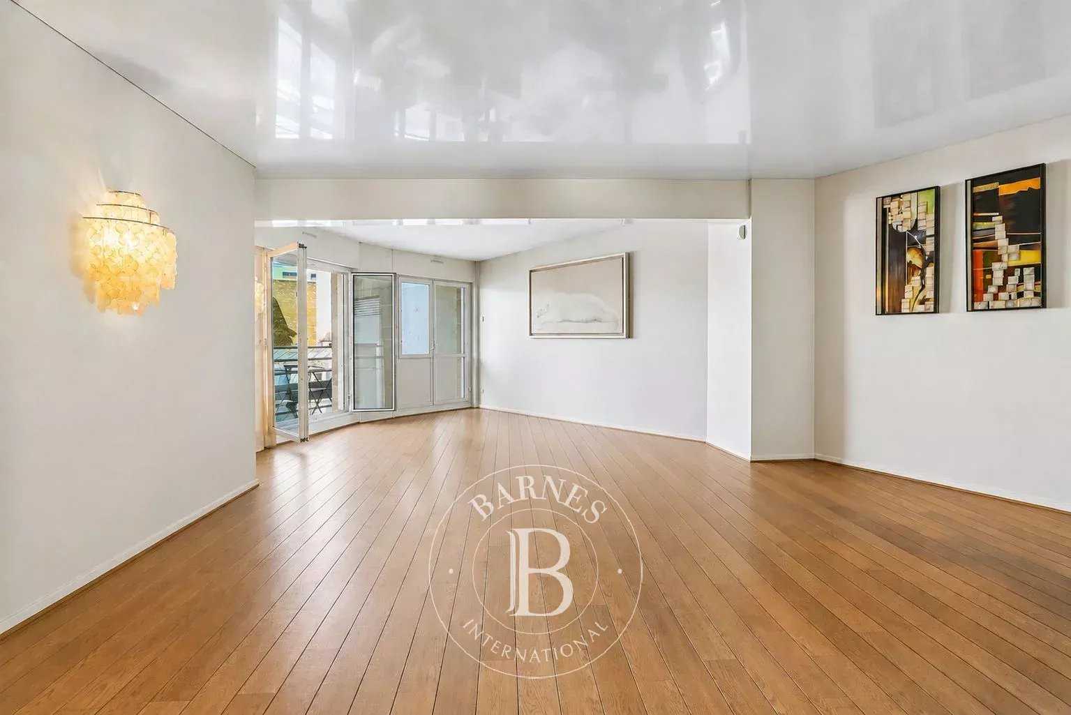 Paris  - Apartment 2 Bedrooms