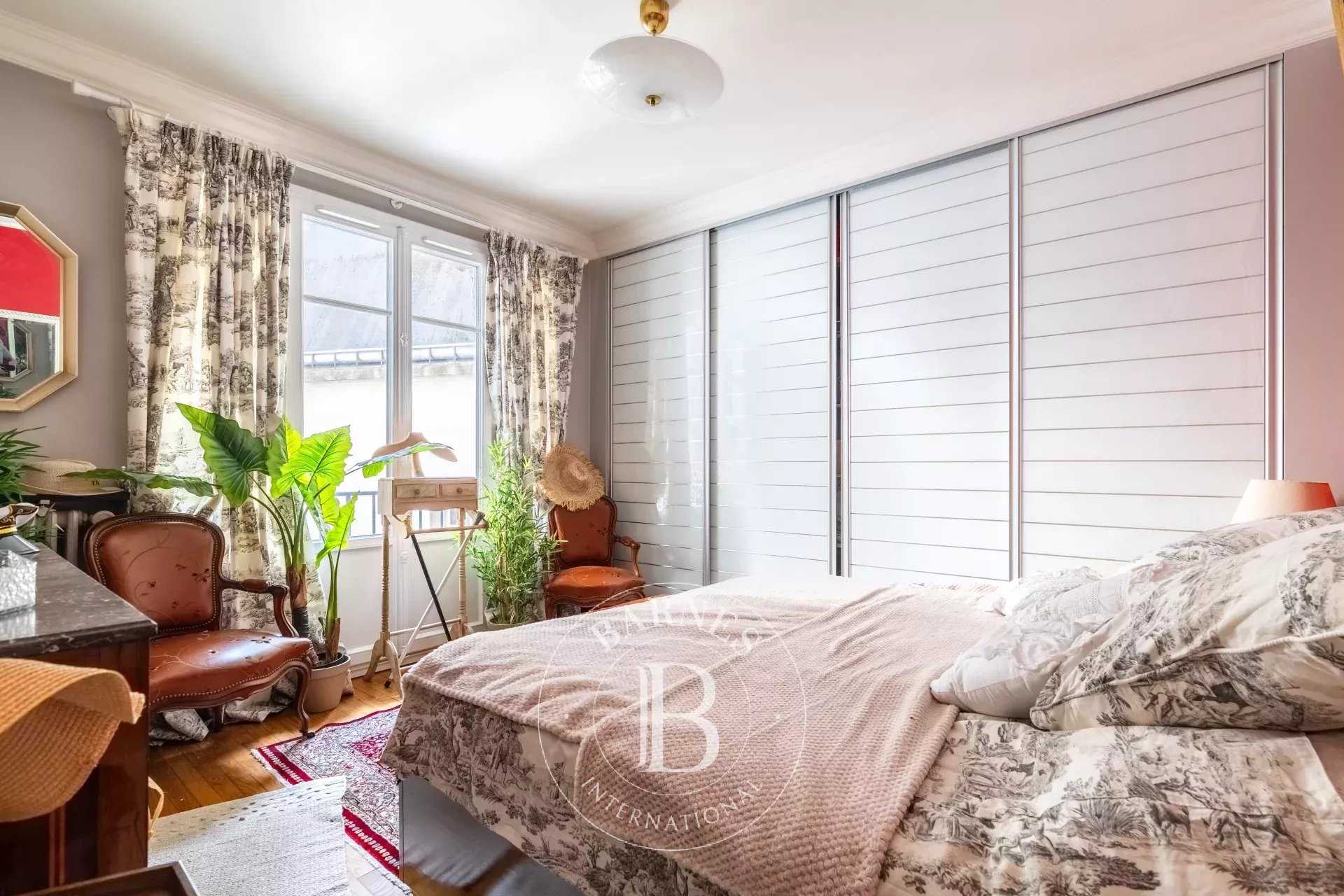 Paris  - Apartment 2 Bedrooms