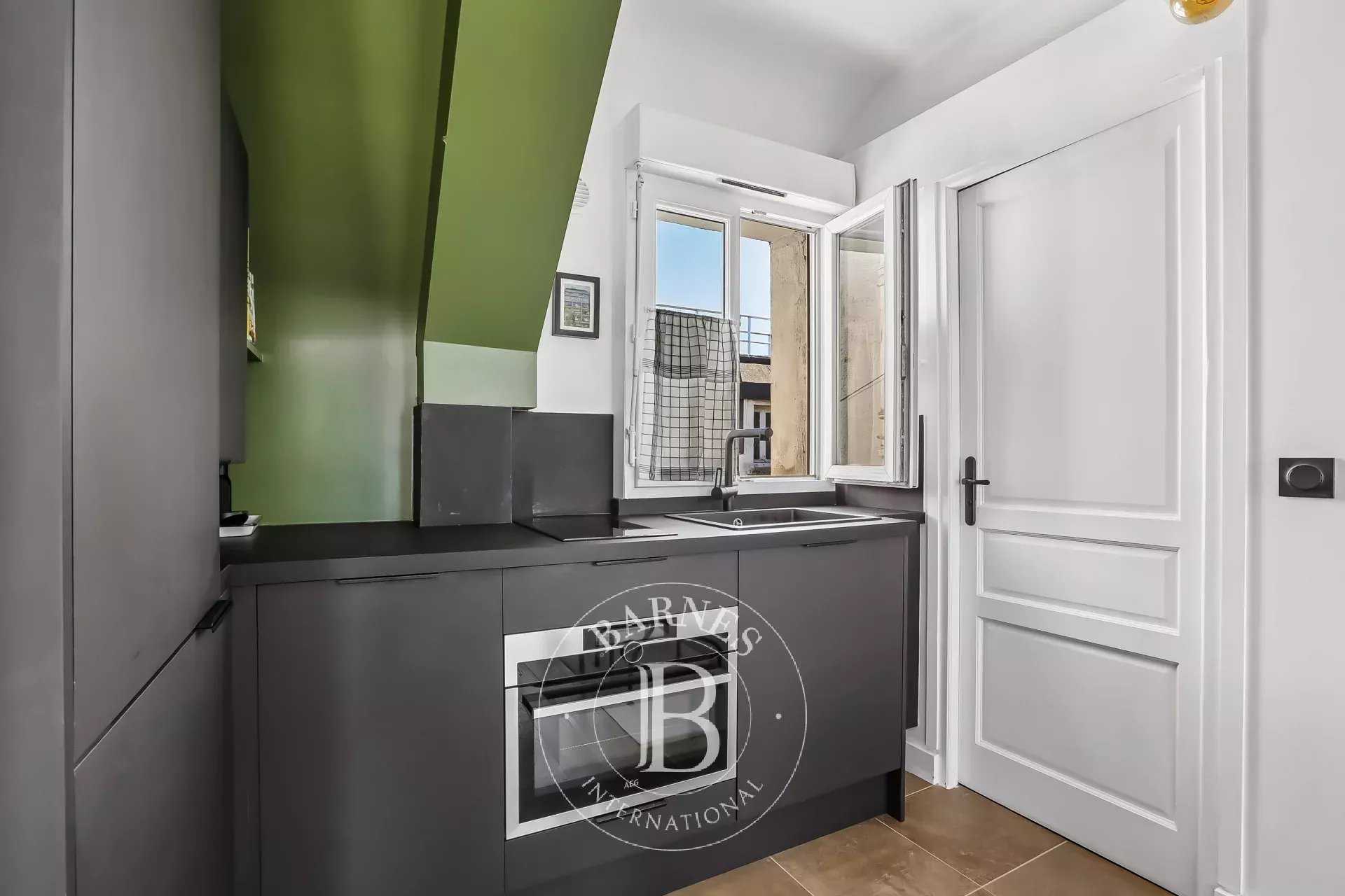Paris  - Appartement 1 Pi&egrave;ce, 1 Chambre