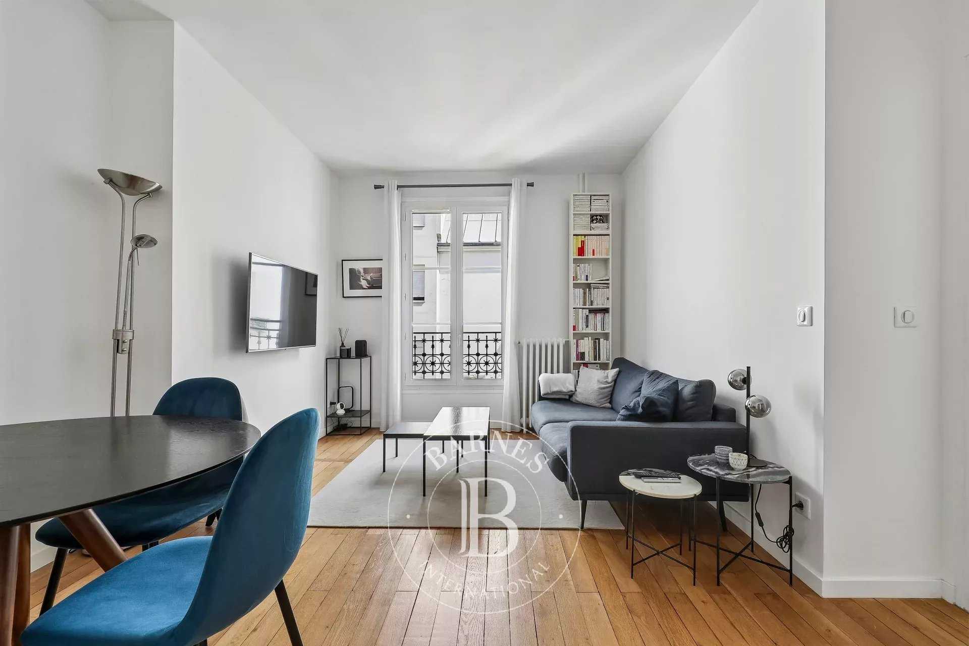 Paris  - Appartement 3 Pi&egrave;ces 2 Chambres