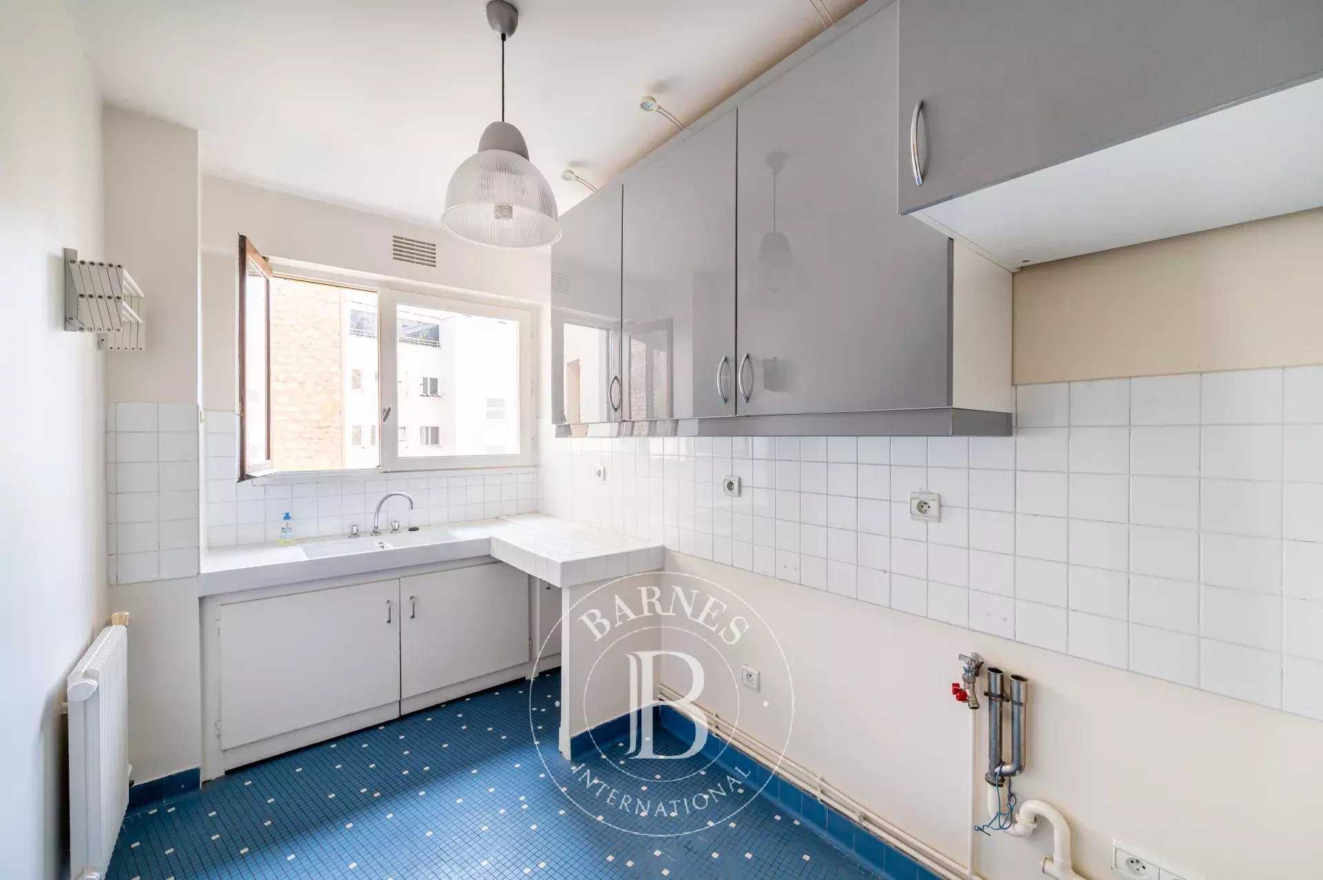 Paris  - Apartment 2 Bedrooms