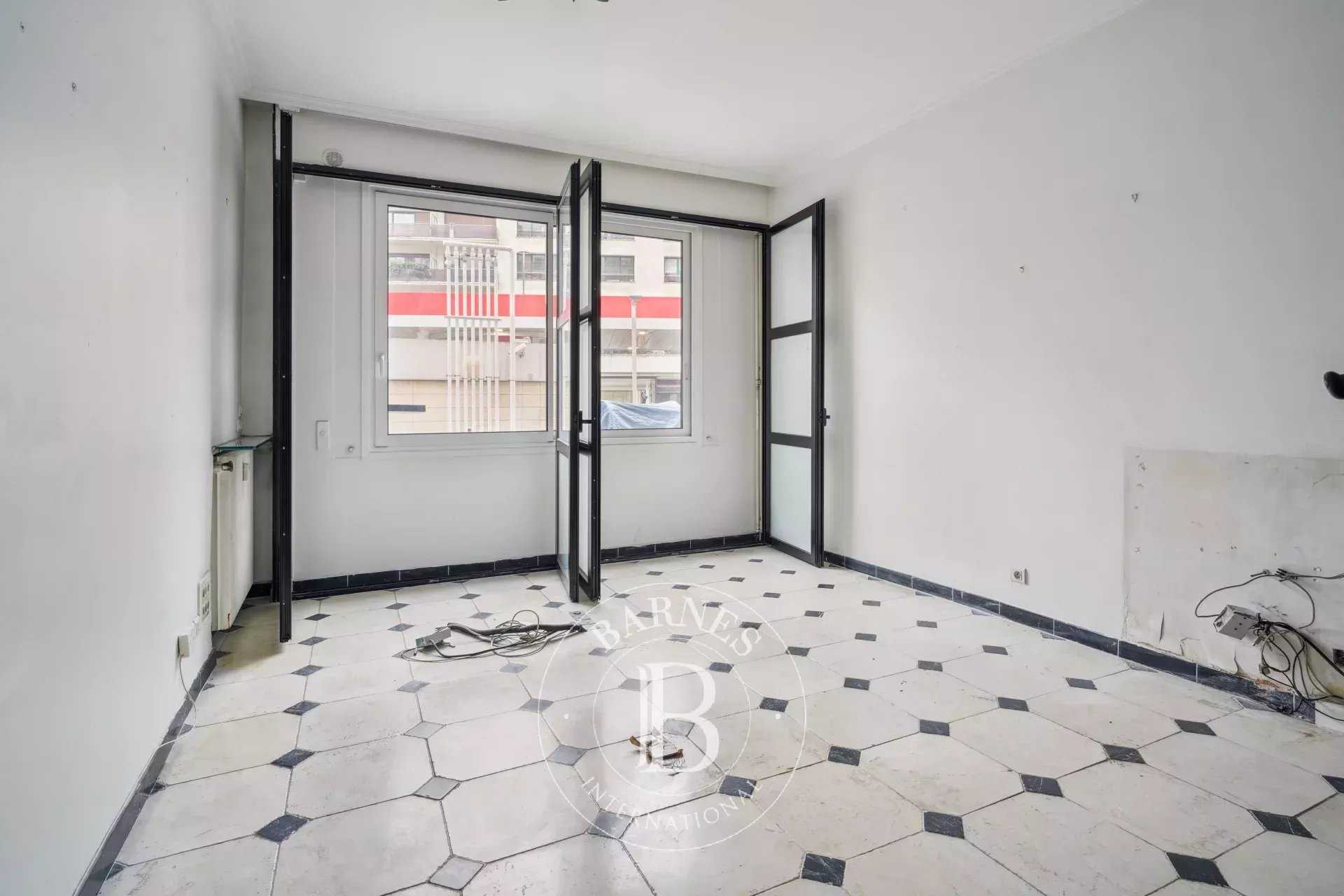 Paris  - Apartment 