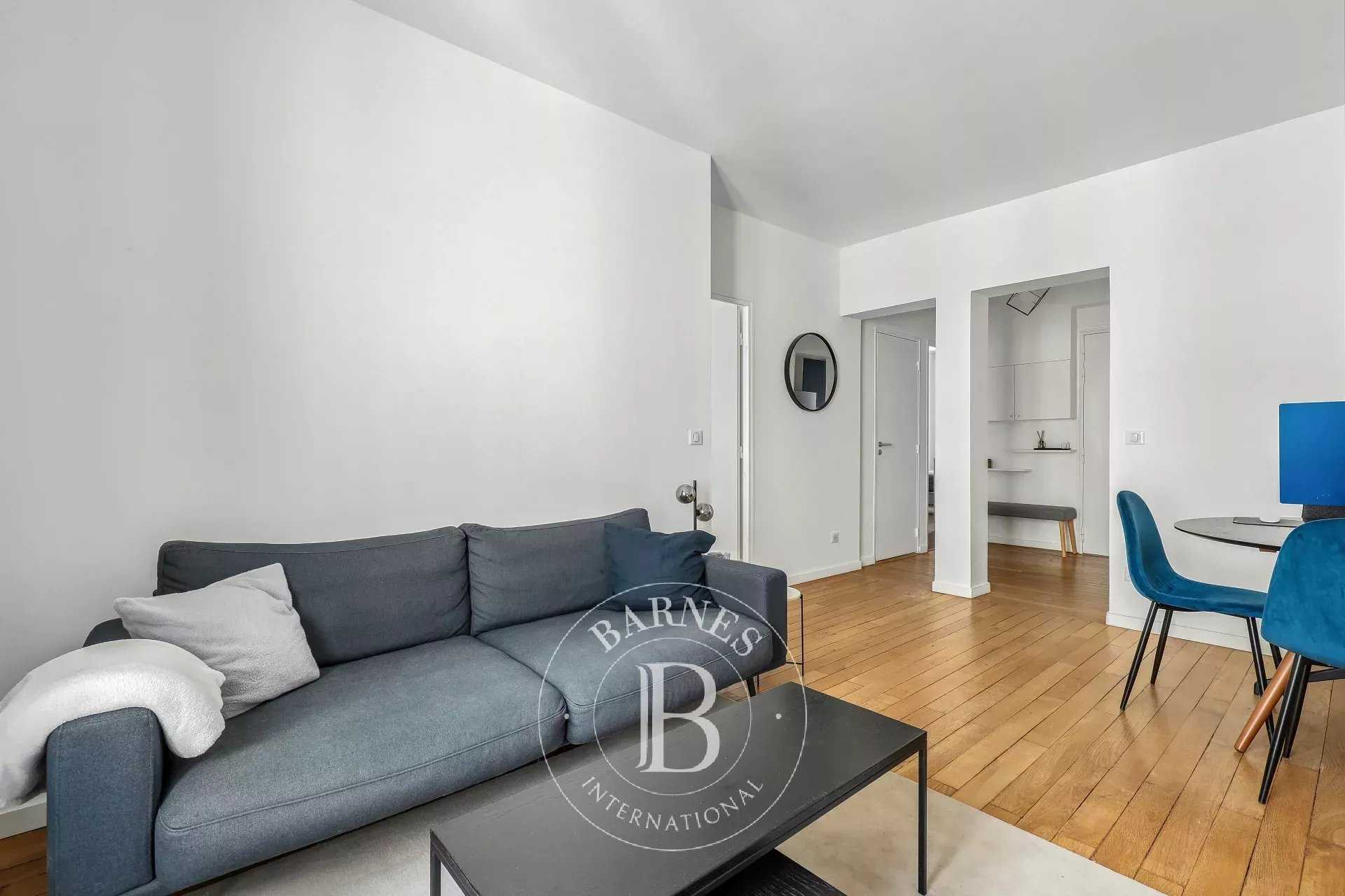 Paris  - Appartement 3 Pi&egrave;ces 2 Chambres