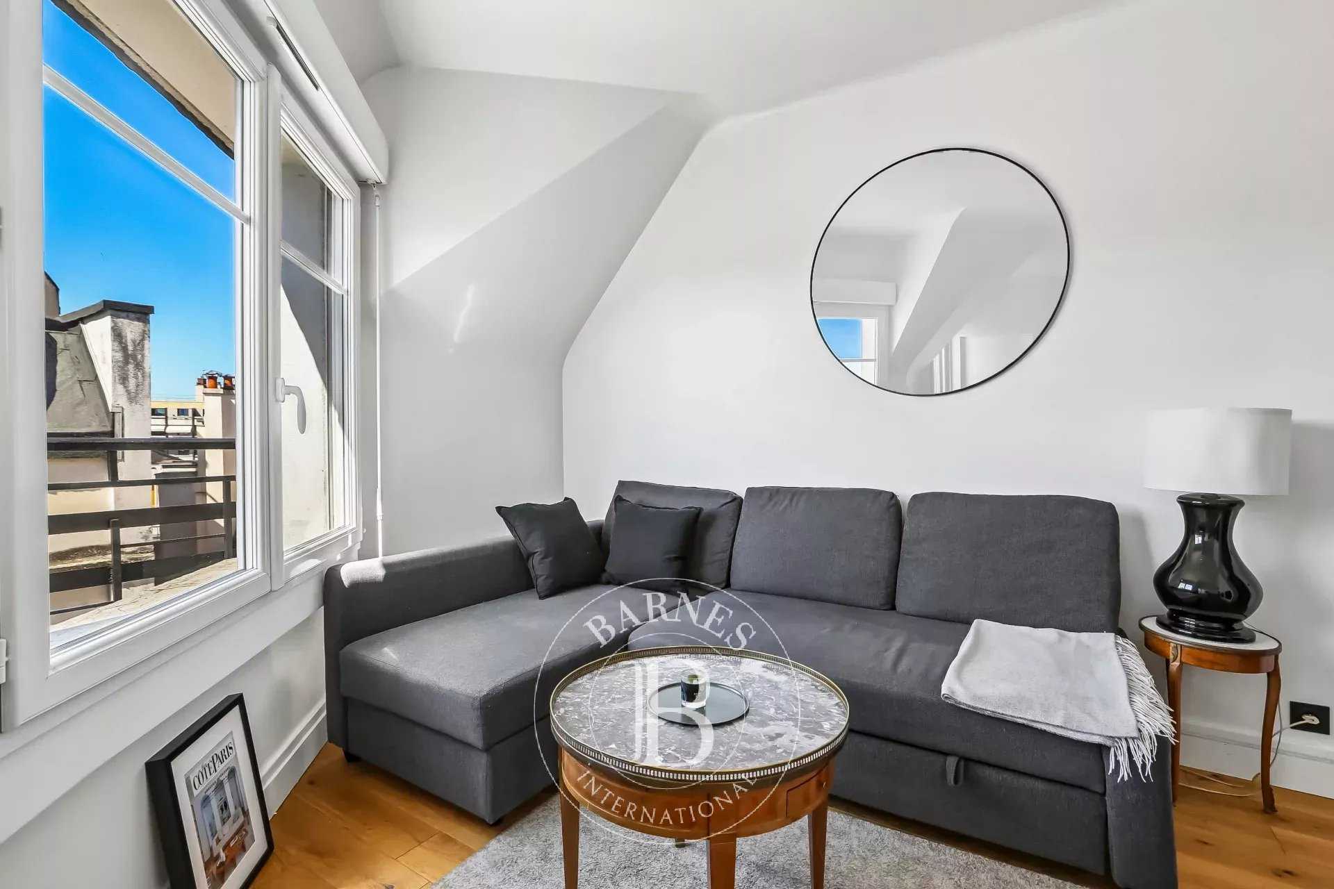 Paris  - Appartement 1 Pi&egrave;ce, 1 Chambre