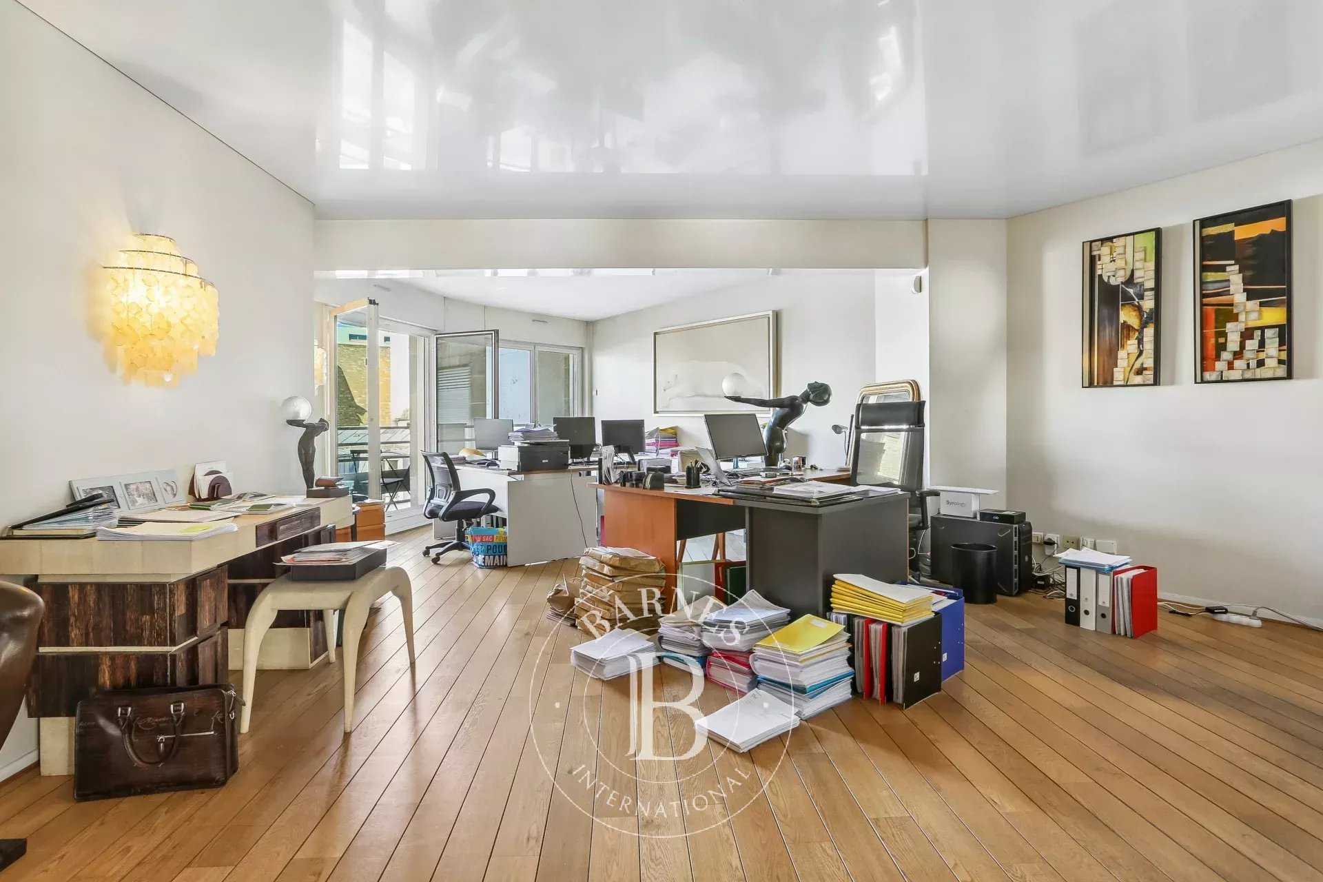 Paris  - Apartment 2 Bedrooms