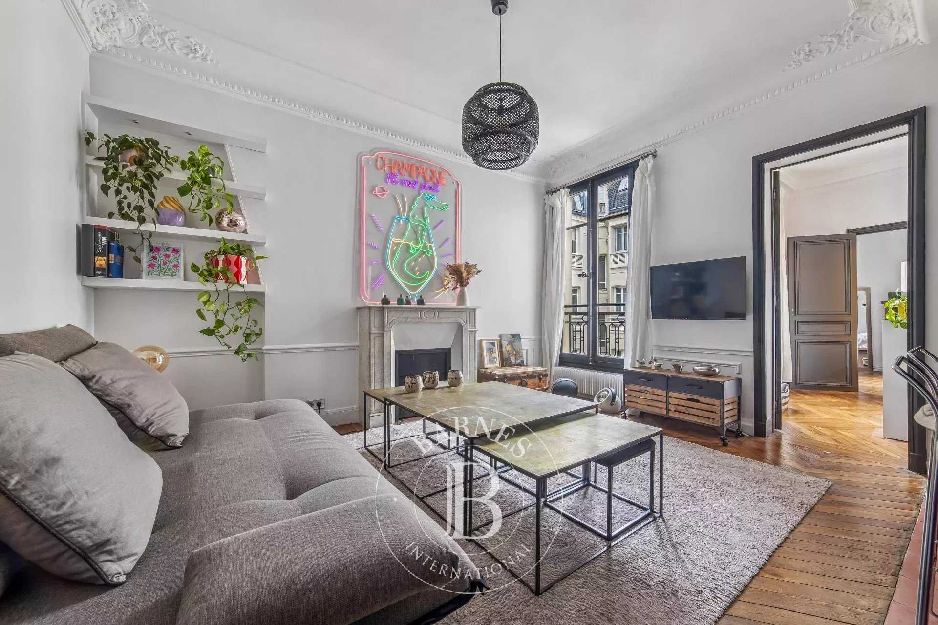 Paris  - Appartement 3 Pi&egrave;ces, 1 Chambre