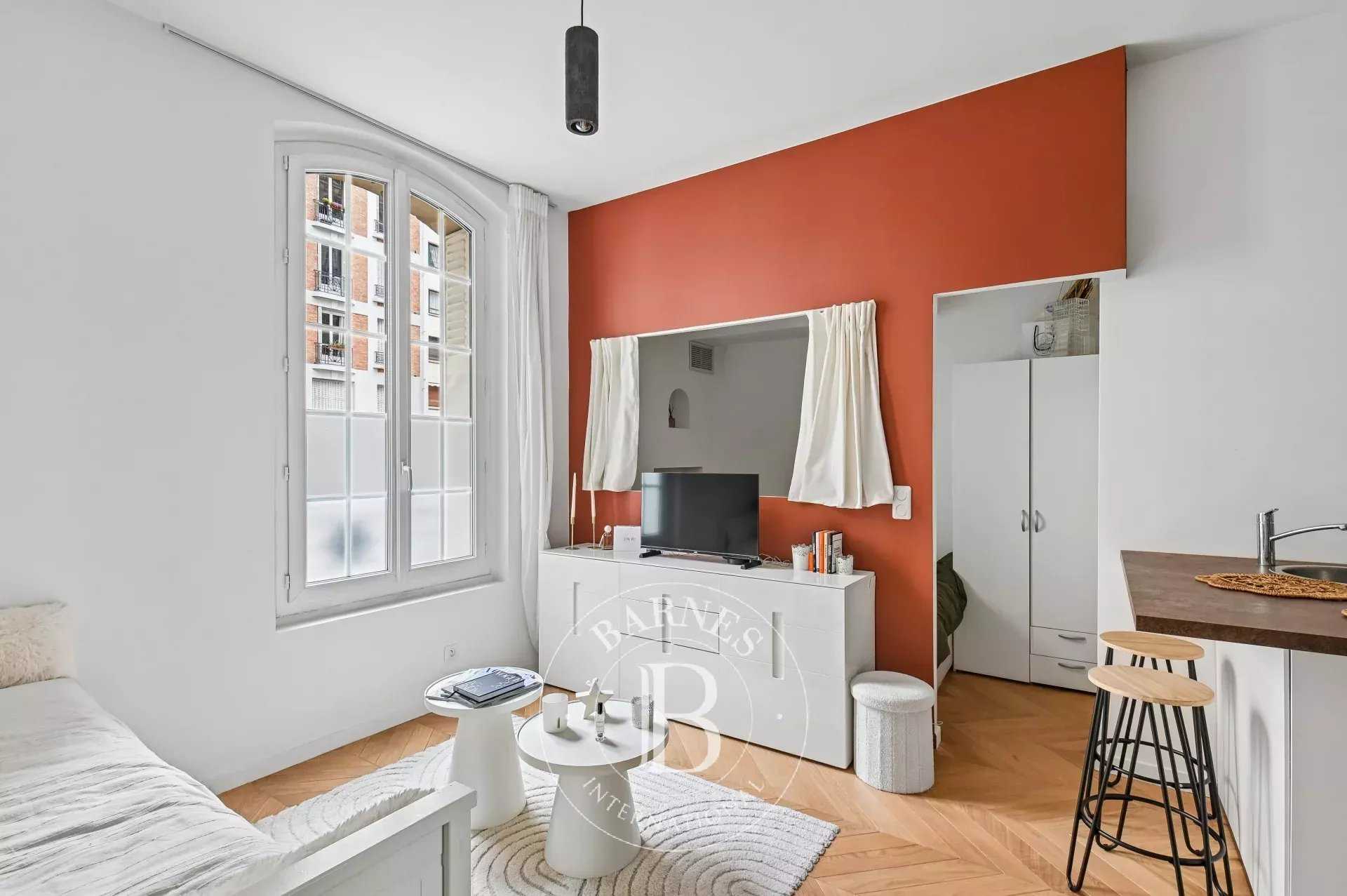 Paris  - Piso 2 Cuartos