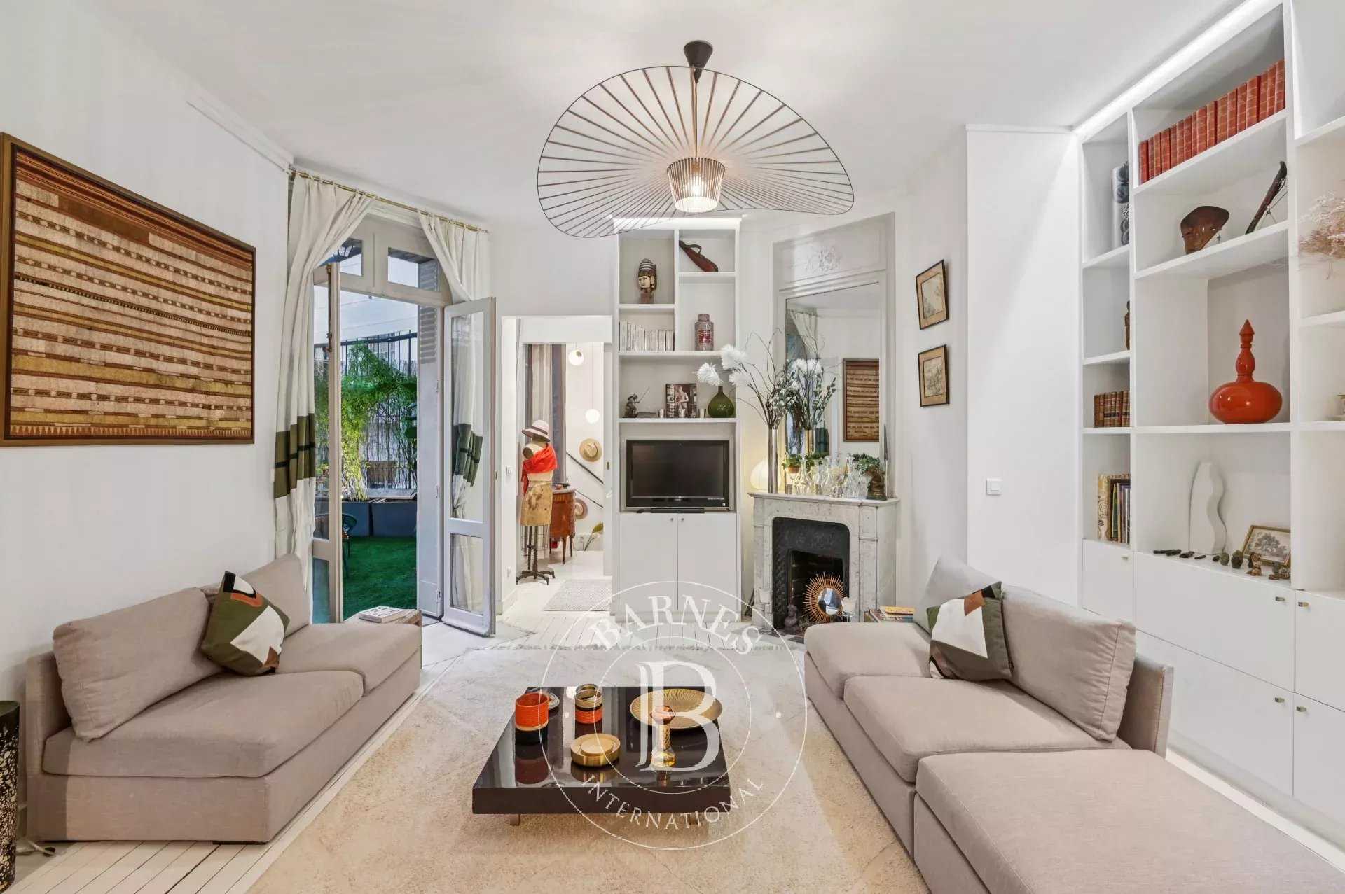 Paris  - Apartment 2 Bedrooms