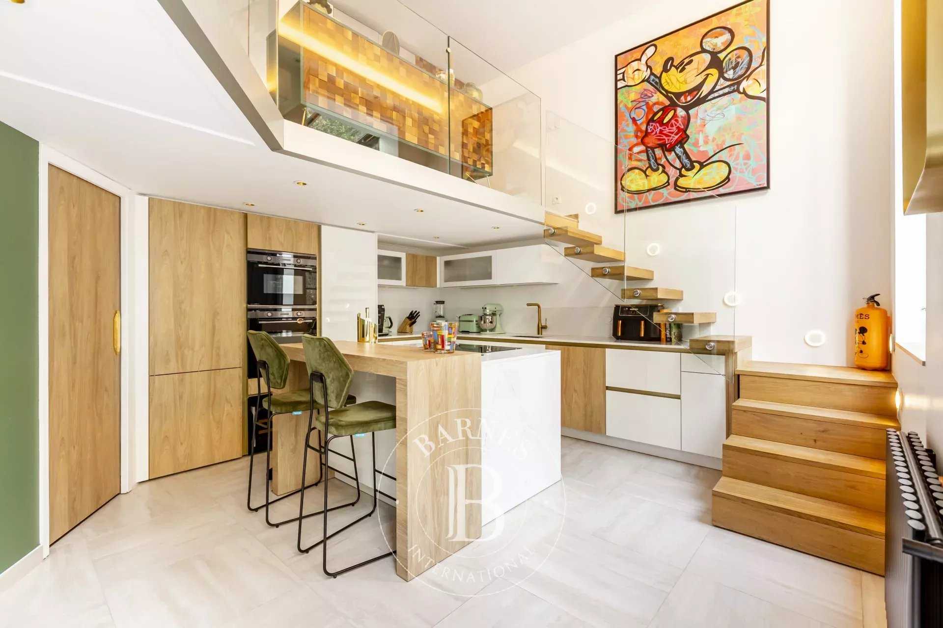Paris  - Apartment 2 Bedrooms