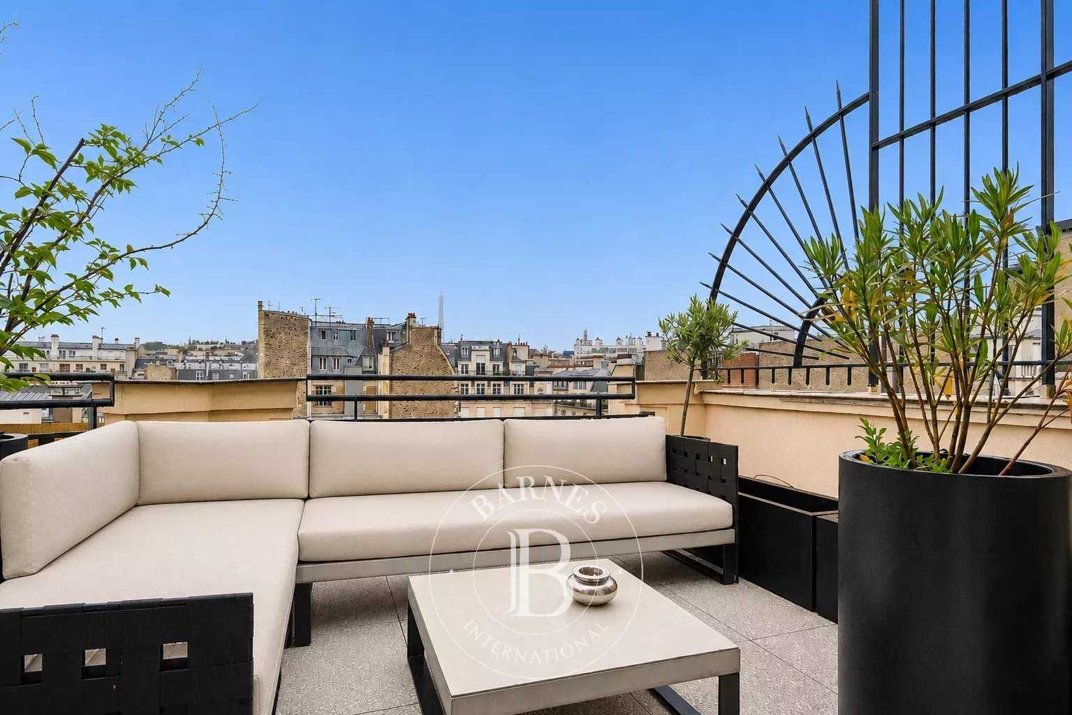 Paris  - Appartement 3 Pi&egrave;ces 3 Chambres