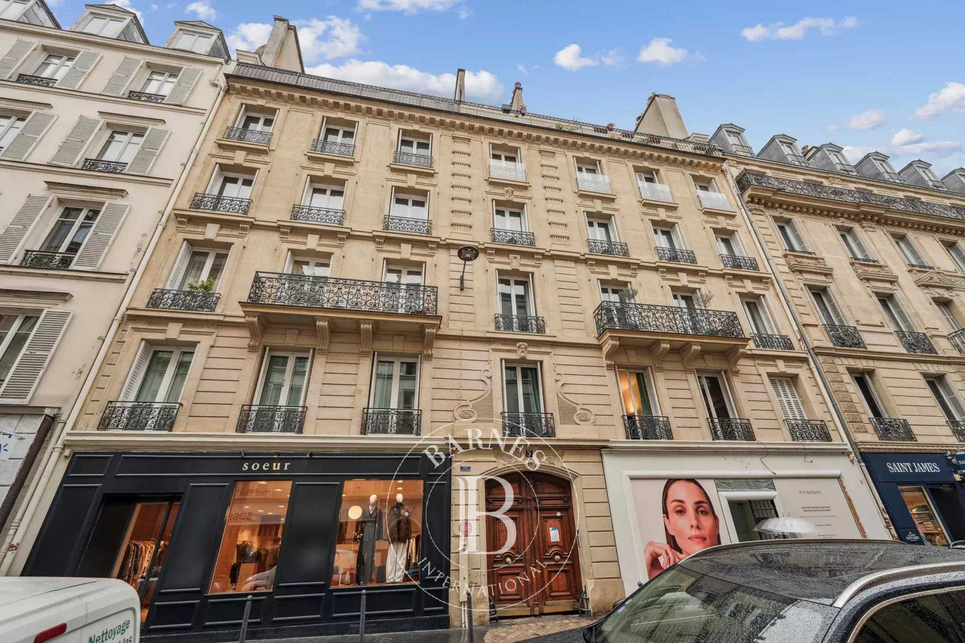 Paris  - Appartement 3 Pi&egrave;ces 2 Chambres