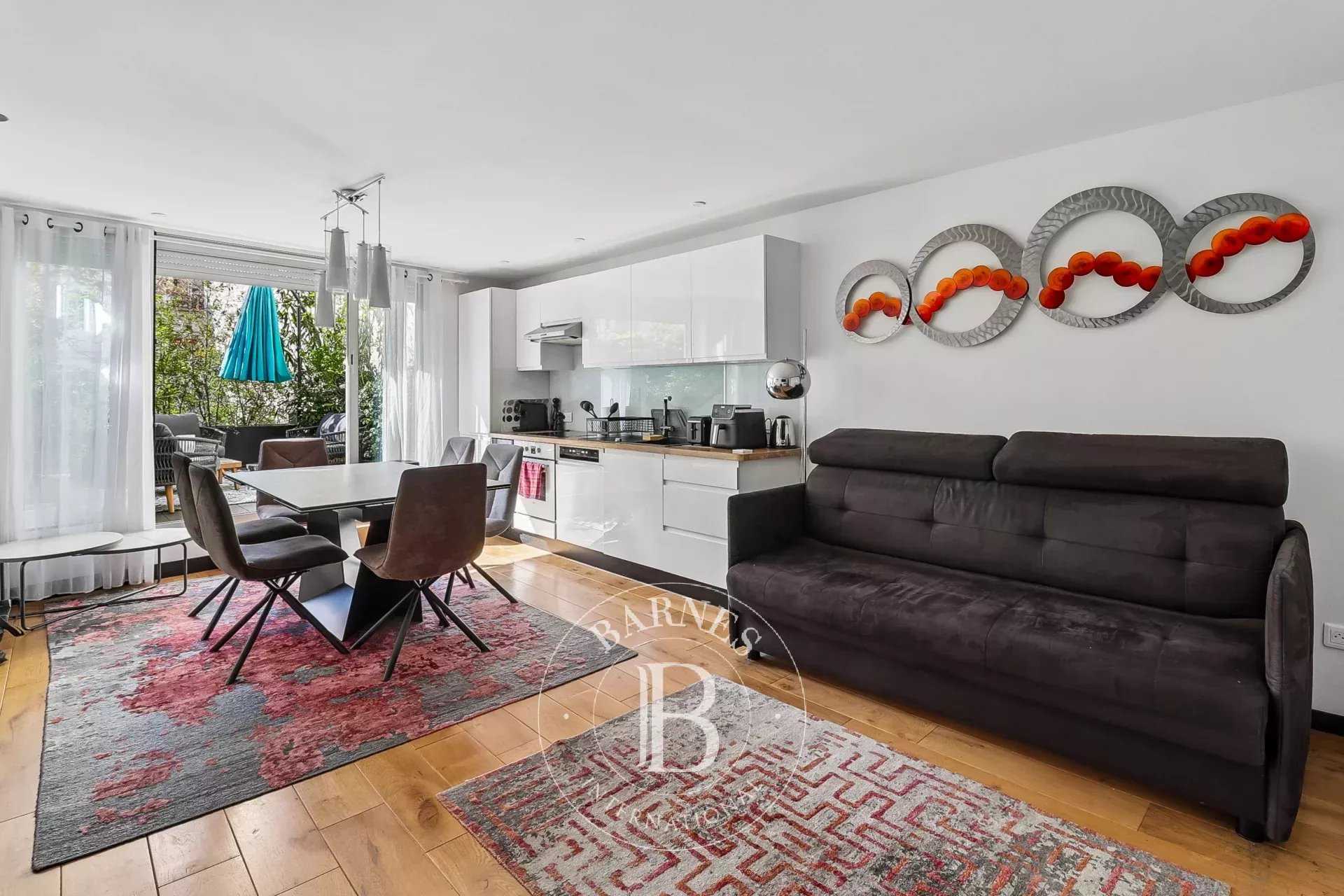 Paris  - Apartment 