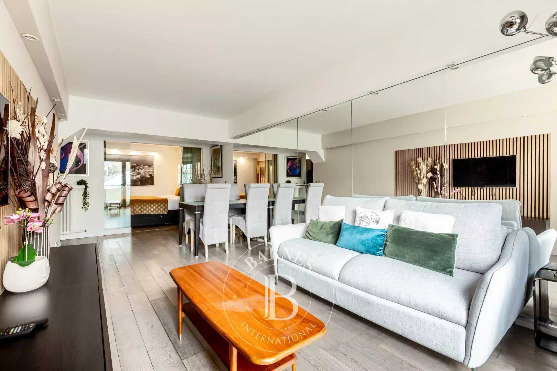 Paris  - Apartment 2 Bedrooms