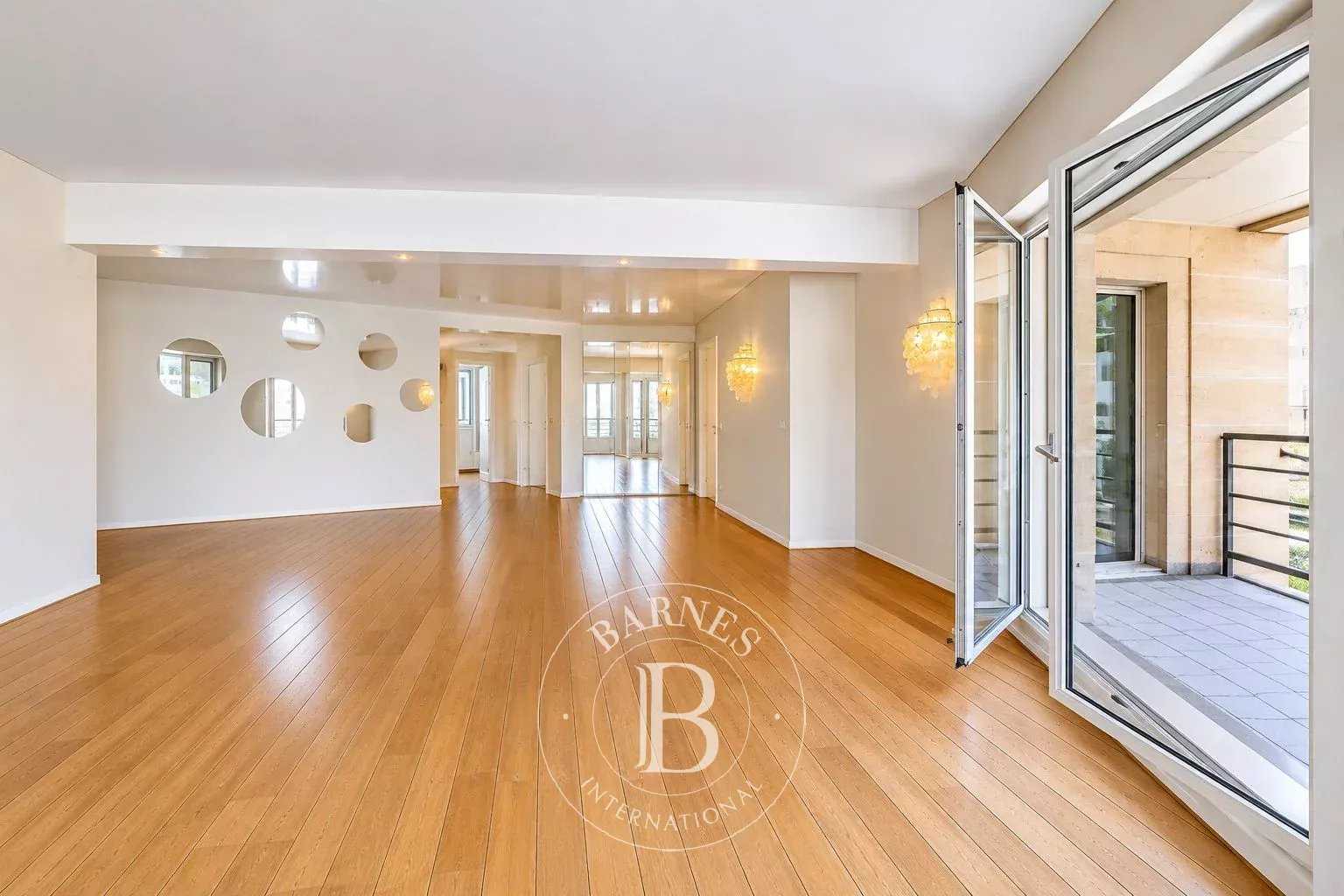 Paris  - Apartment 2 Bedrooms